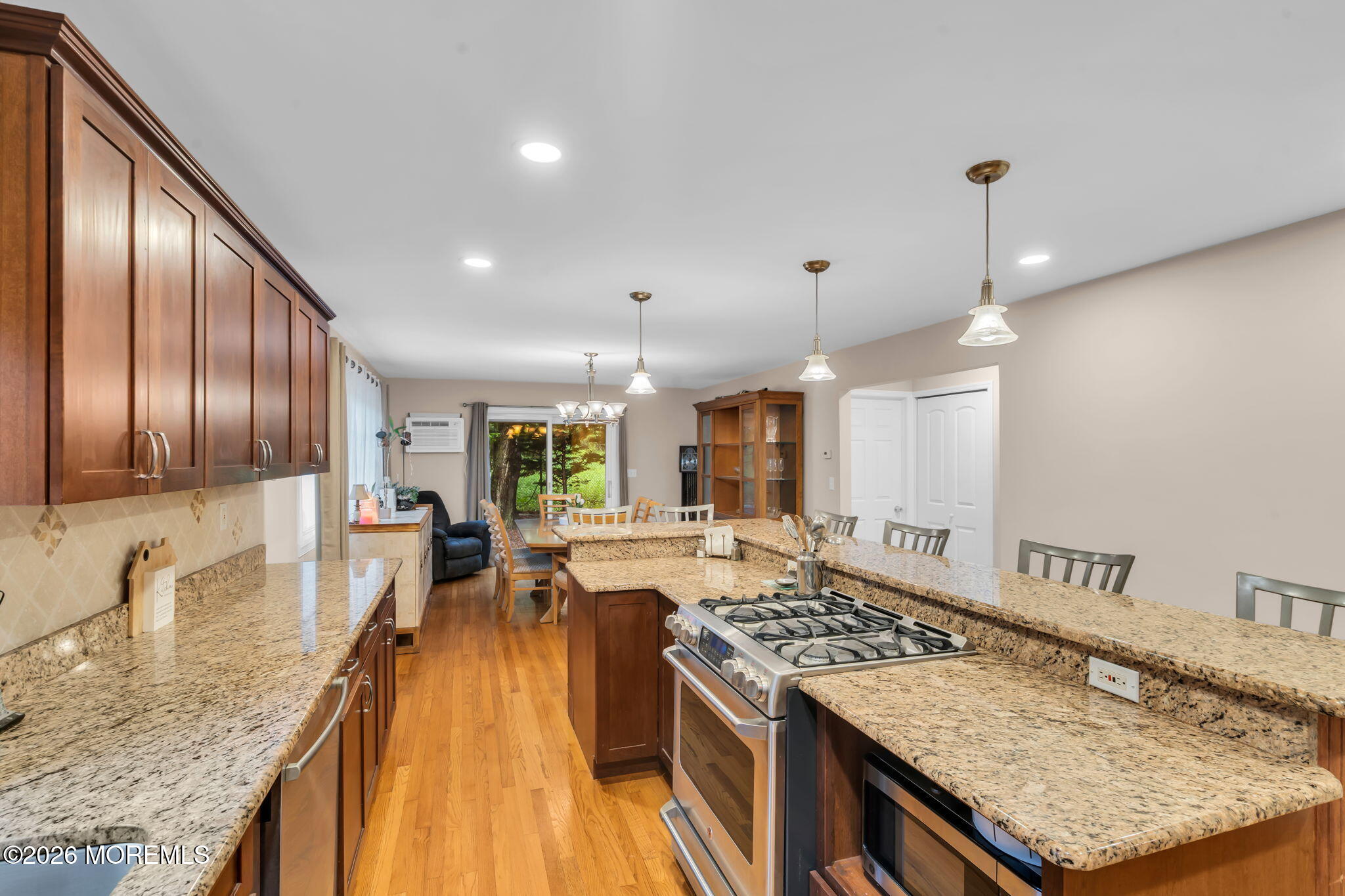 266 Orchard Avenue, Belford, NJ, 07718 image 13