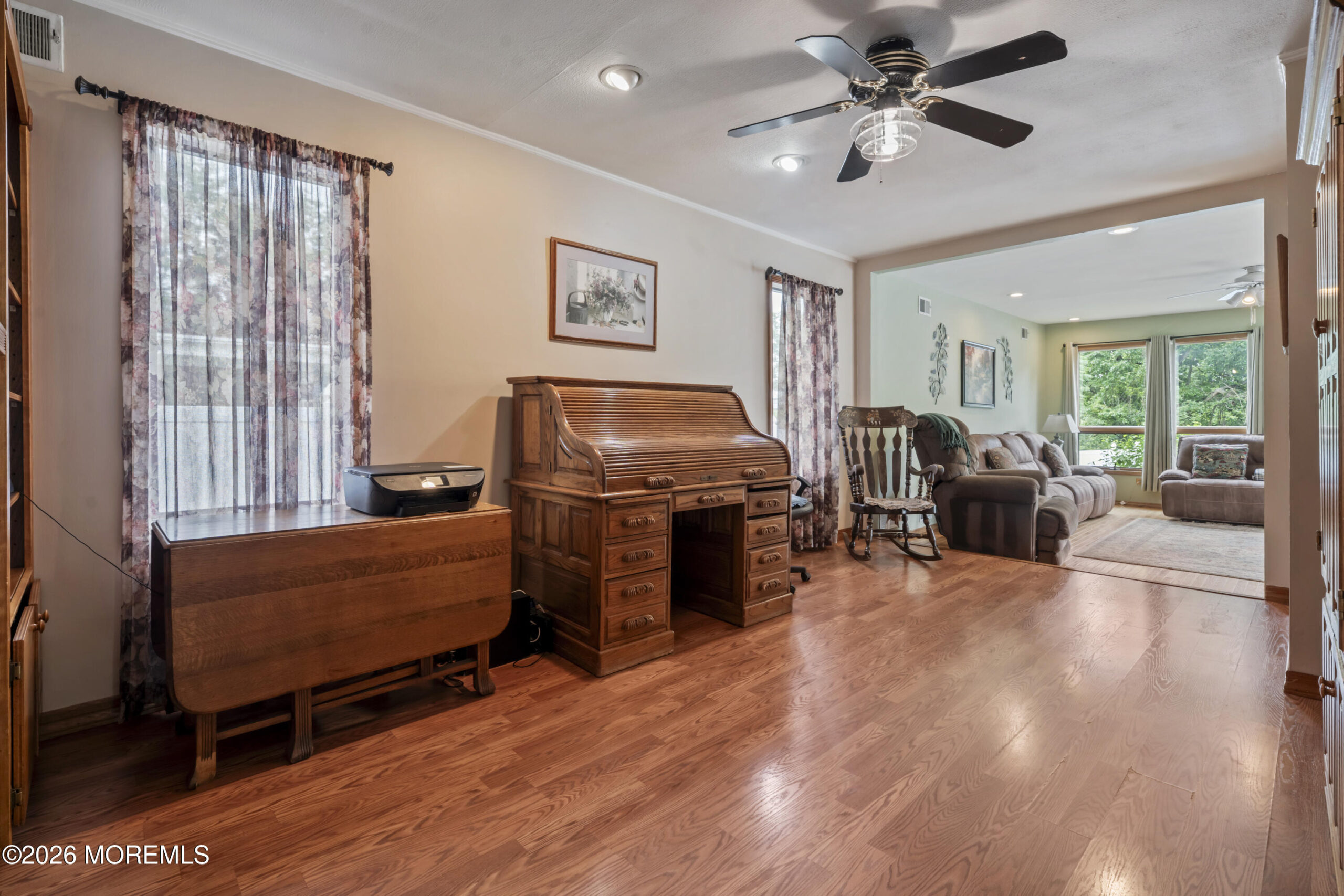 282 Parkview Terrace Image 4