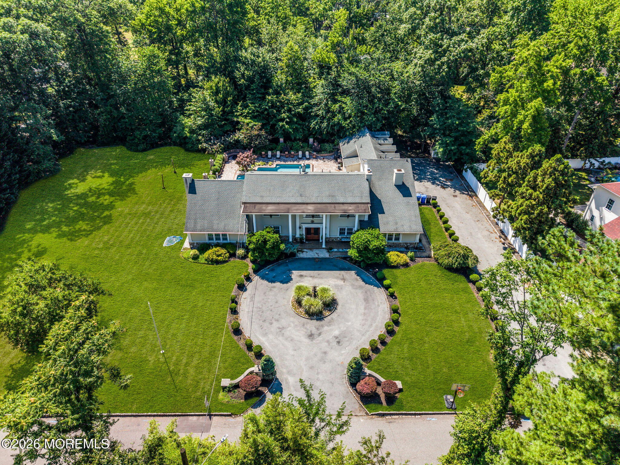 559 Colonia Boulevard Image 3