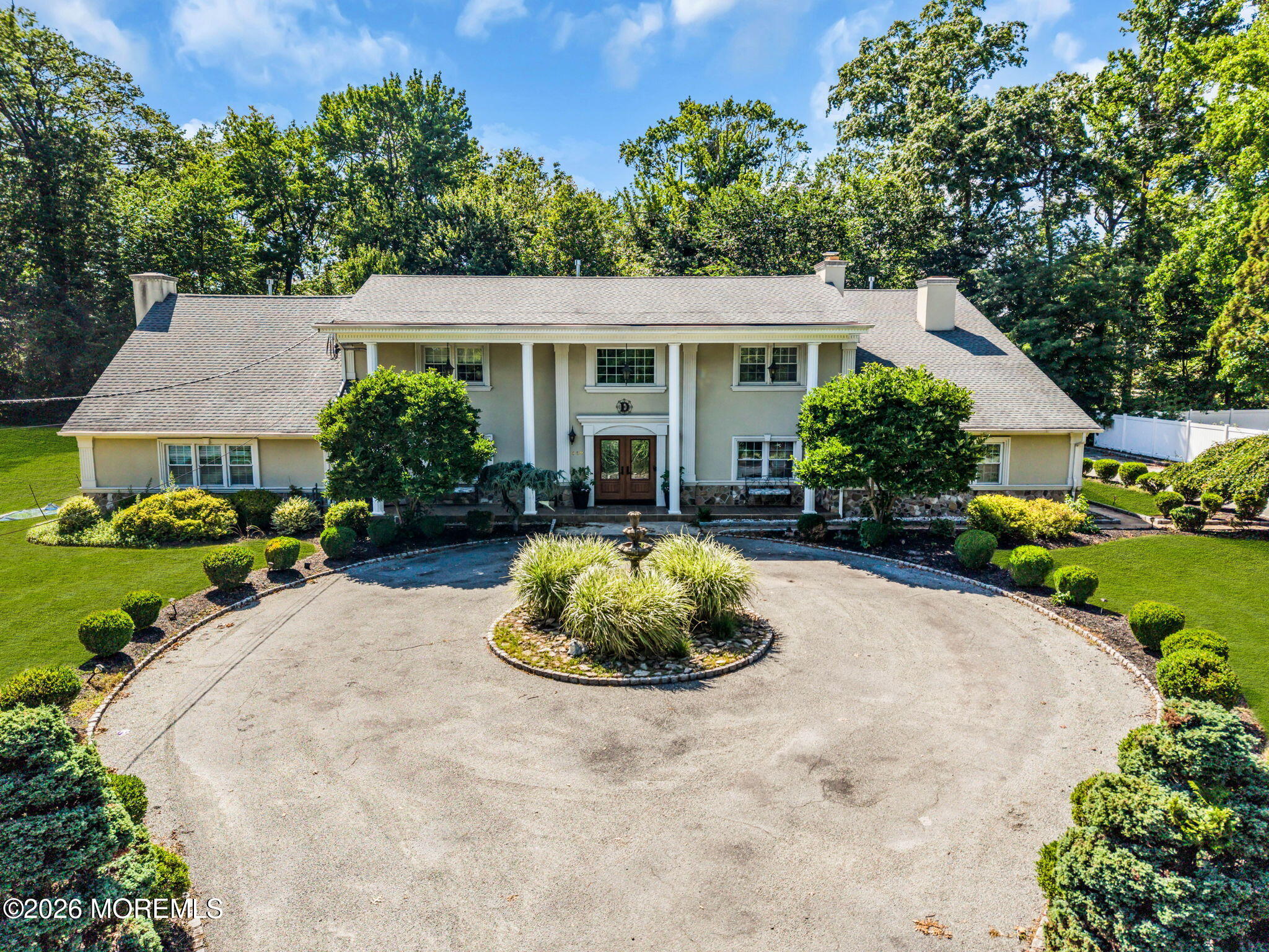 559 Colonia Boulevard Image 1