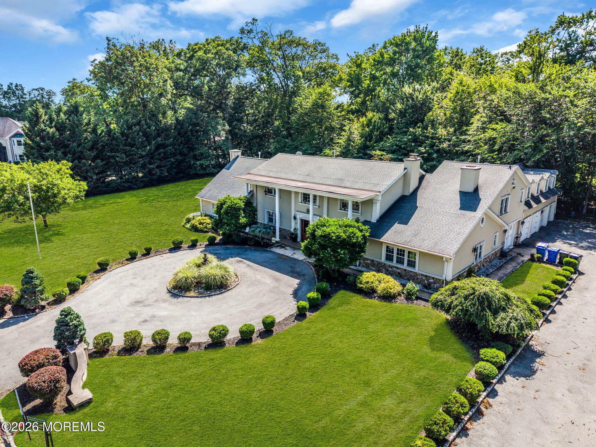 559 Colonia Boulevard Image 4