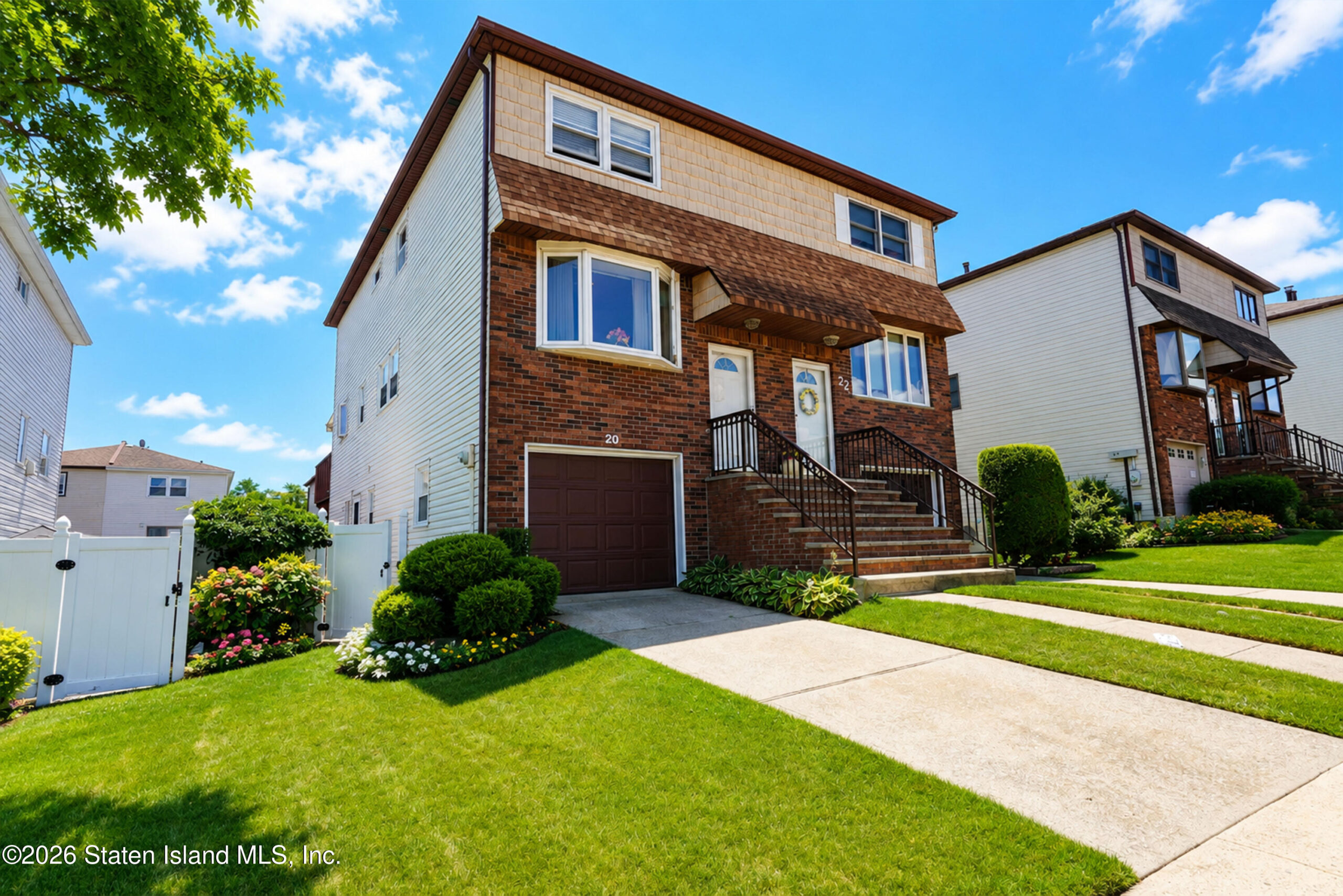 20 E Macon Avenue Image 2