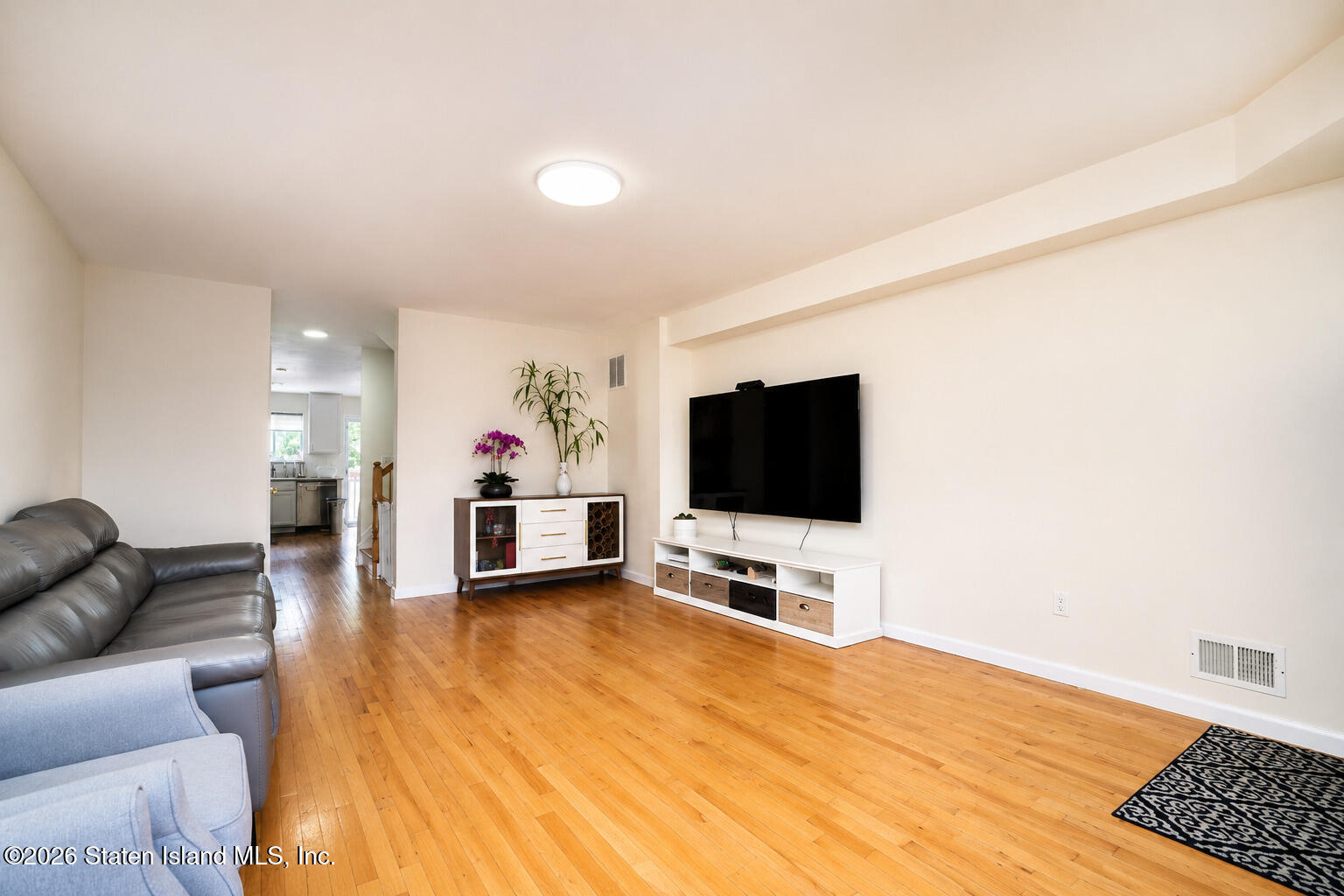 86 Burke Avenue Image 4