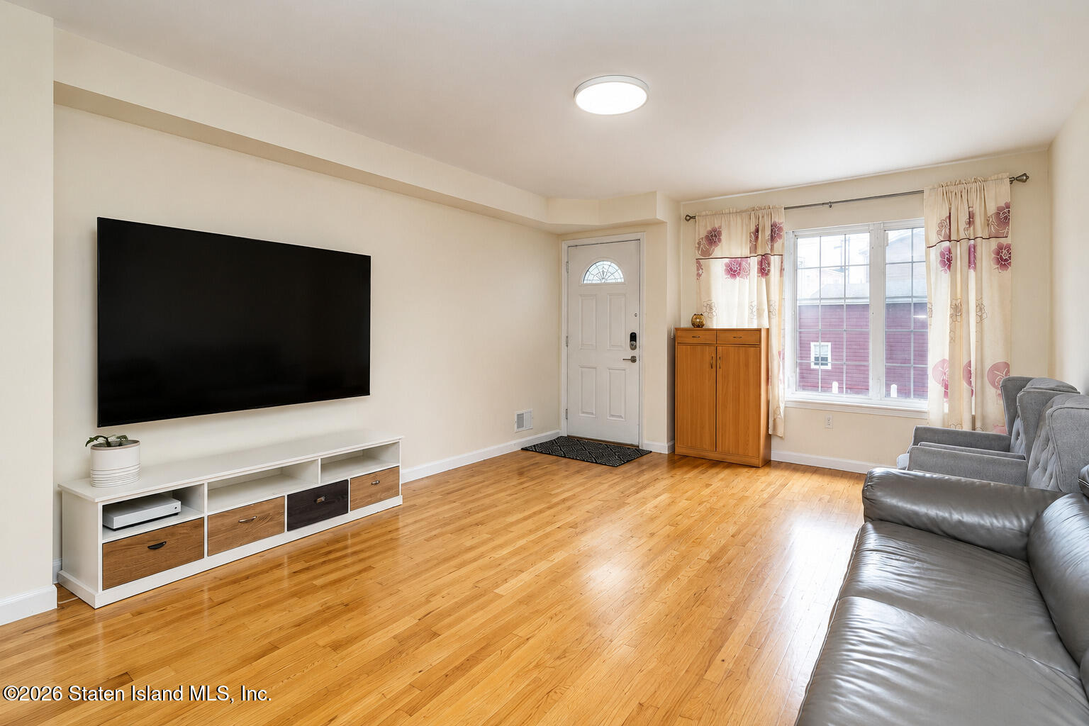86 Burke Avenue Image 5