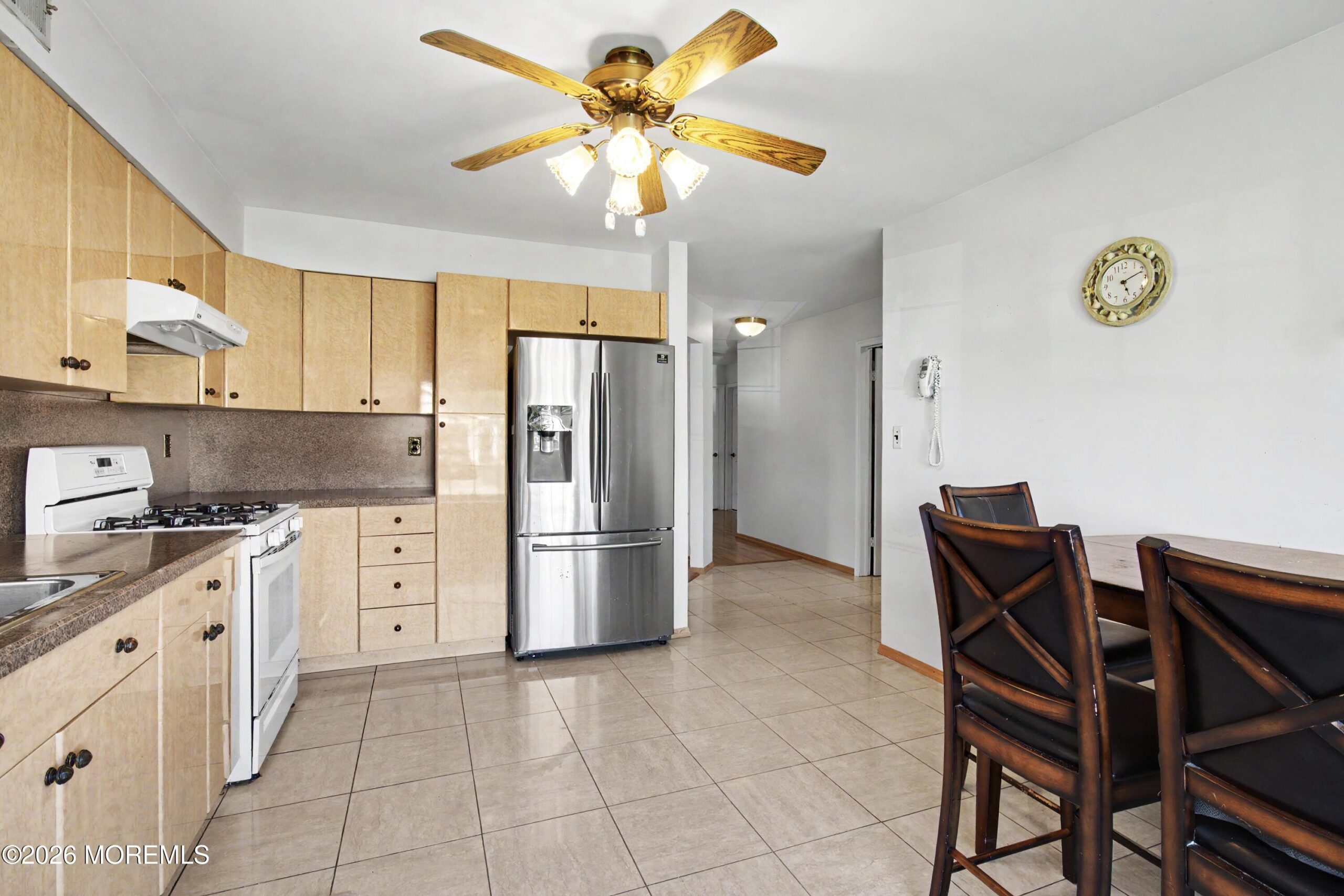 25 Rainier Drive Image 5