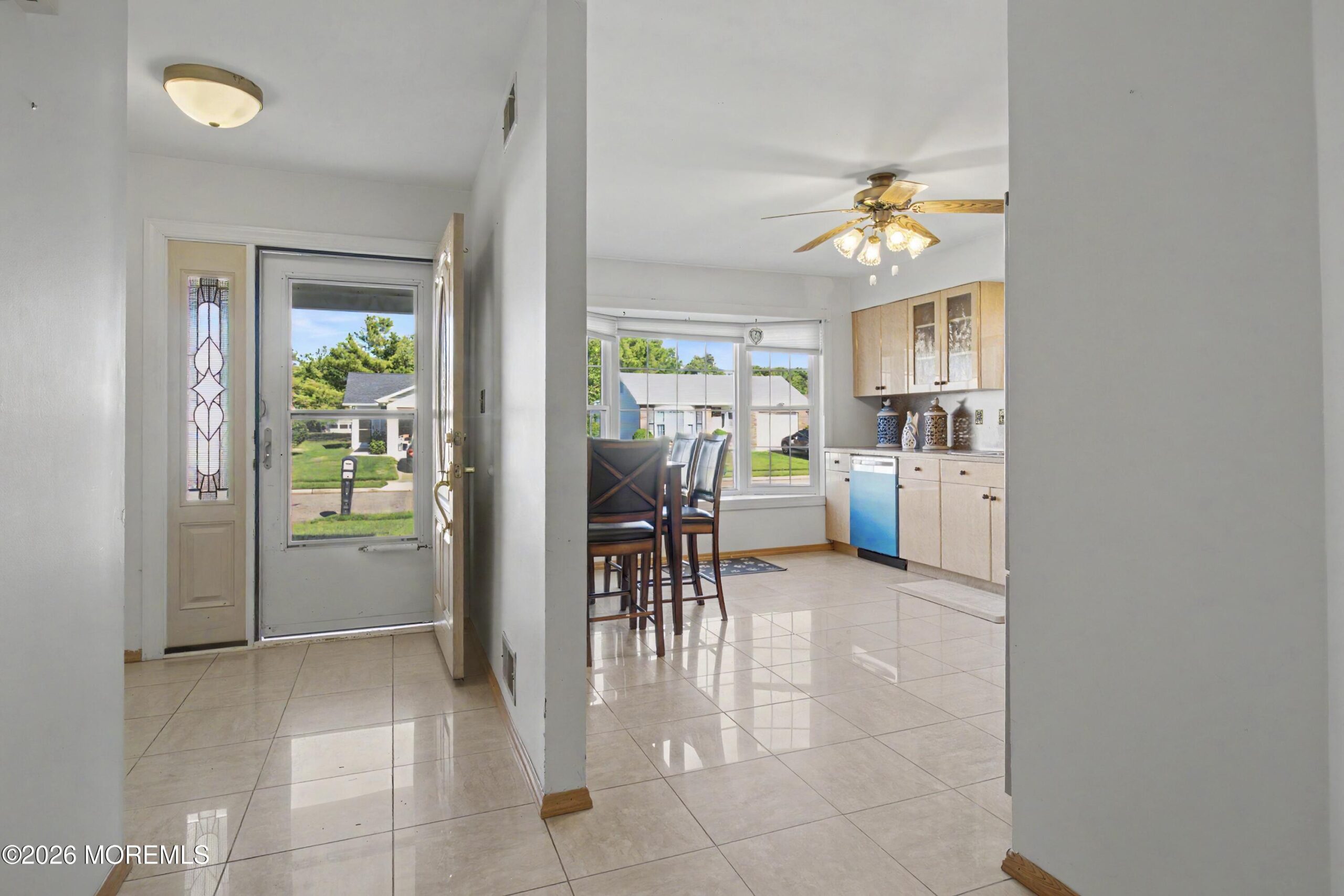 25 Rainier Drive Image 3