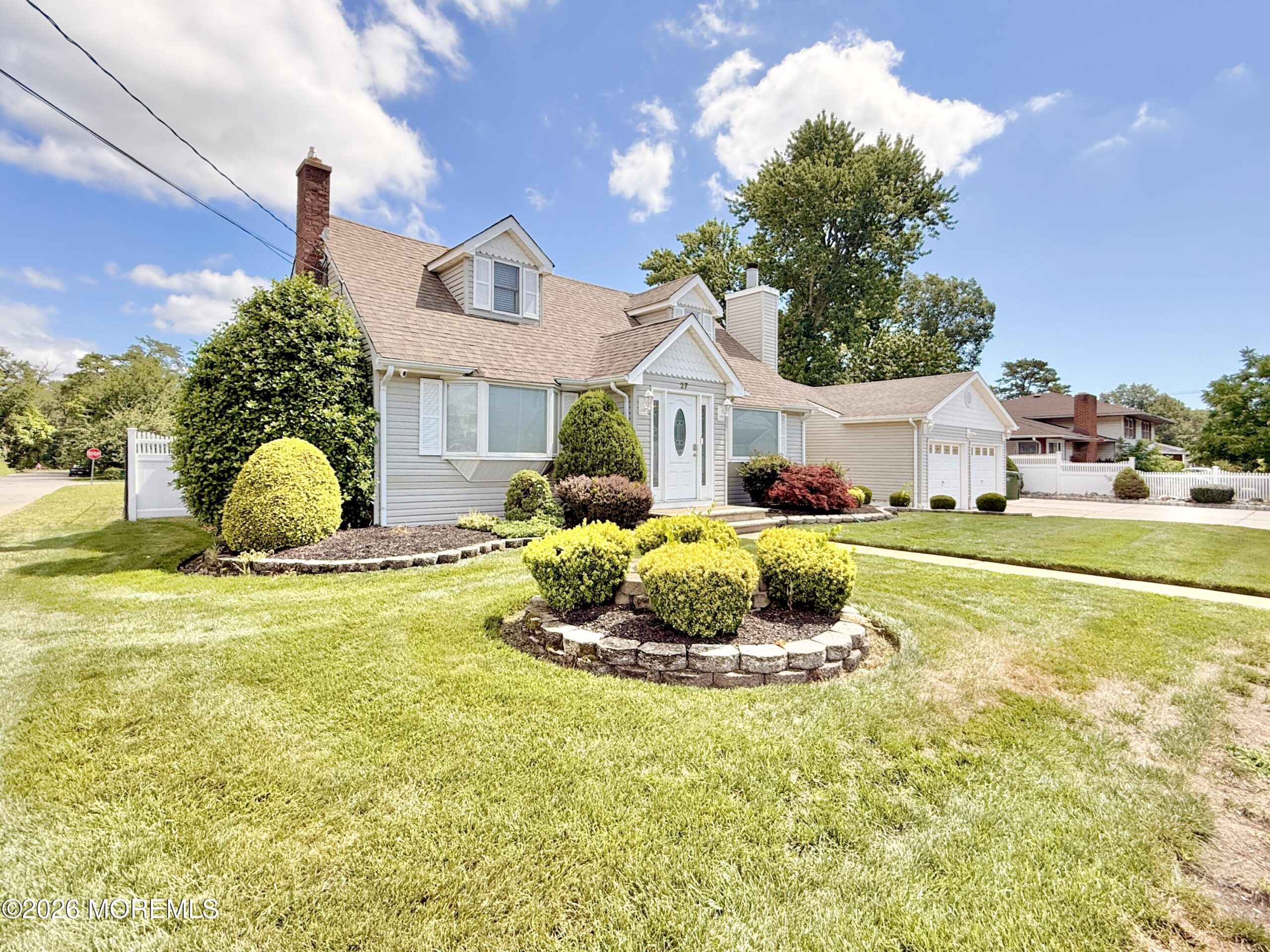 27 3rd Avenue Image 1