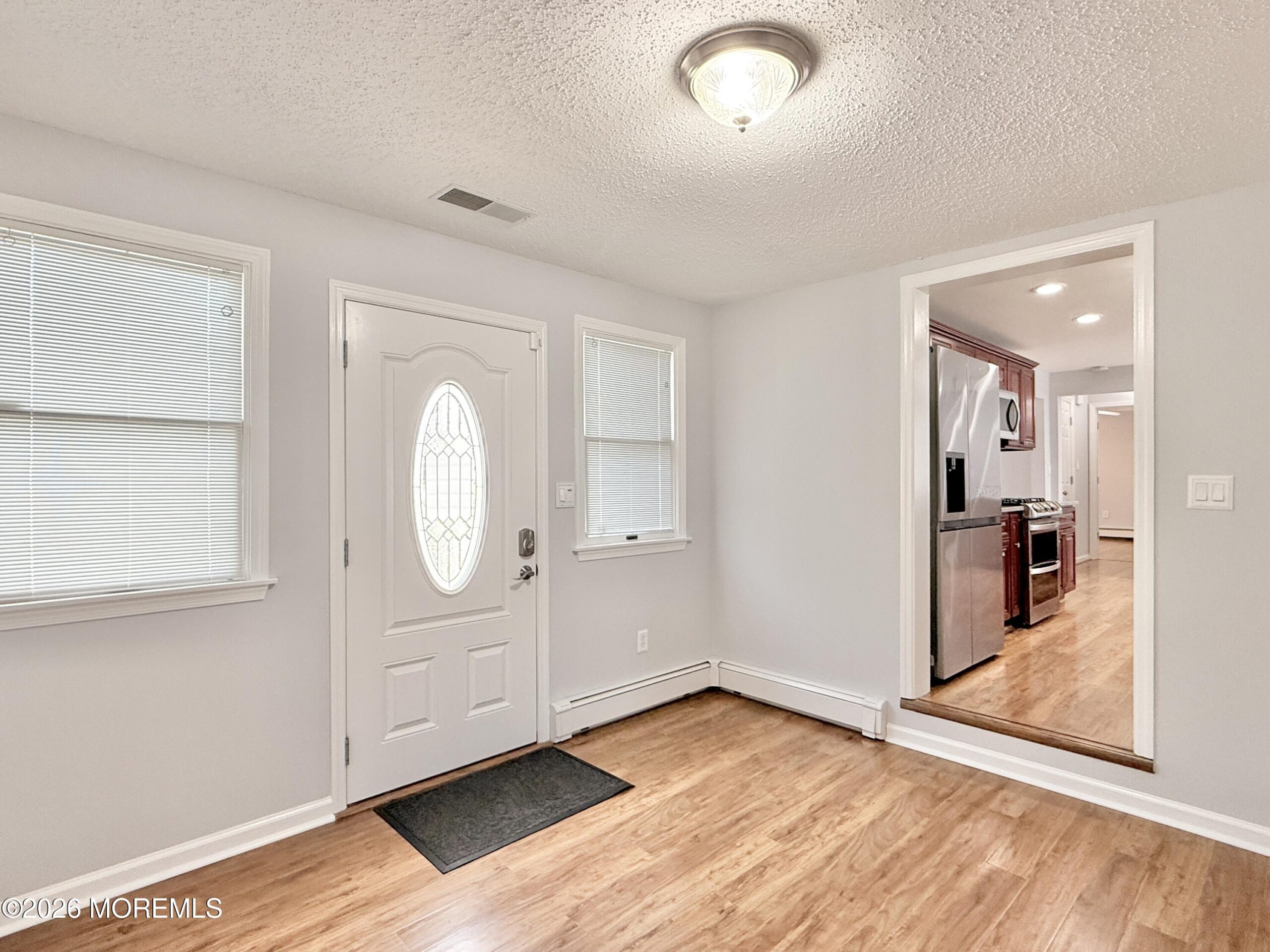 27 3rd Avenue Image 5