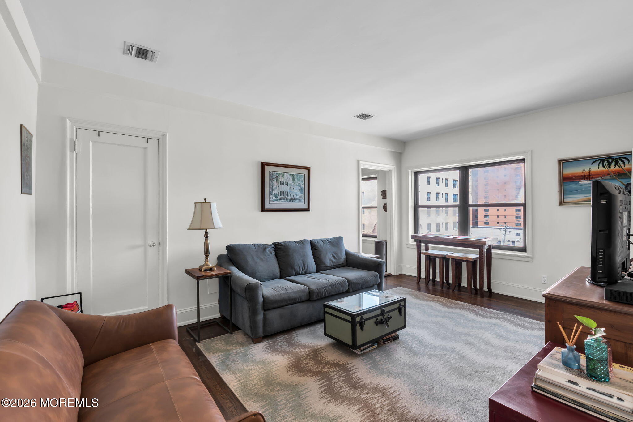 1700 Webb Street 4D Image 2