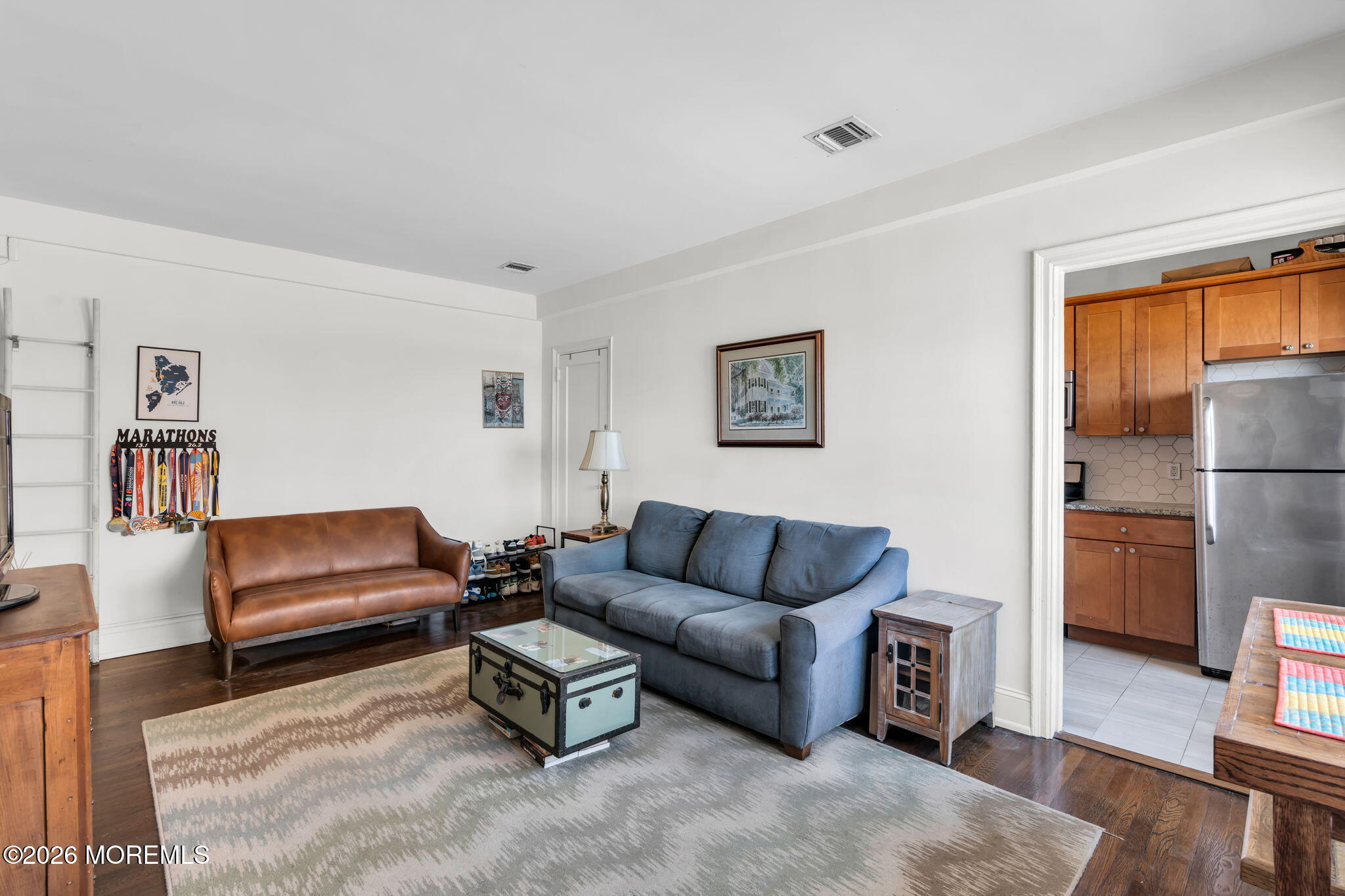 1700 Webb Street 4D Image 3