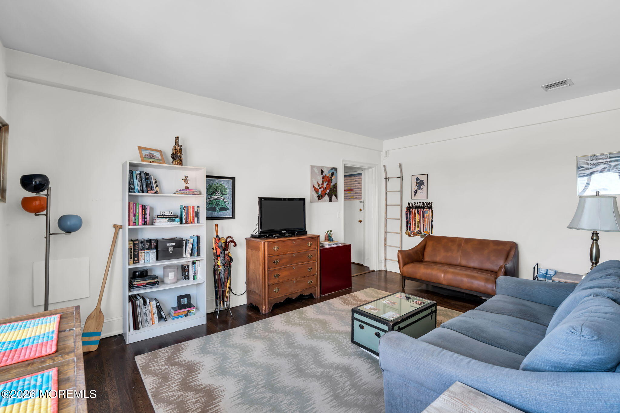 1700 Webb Street 4D Image 5