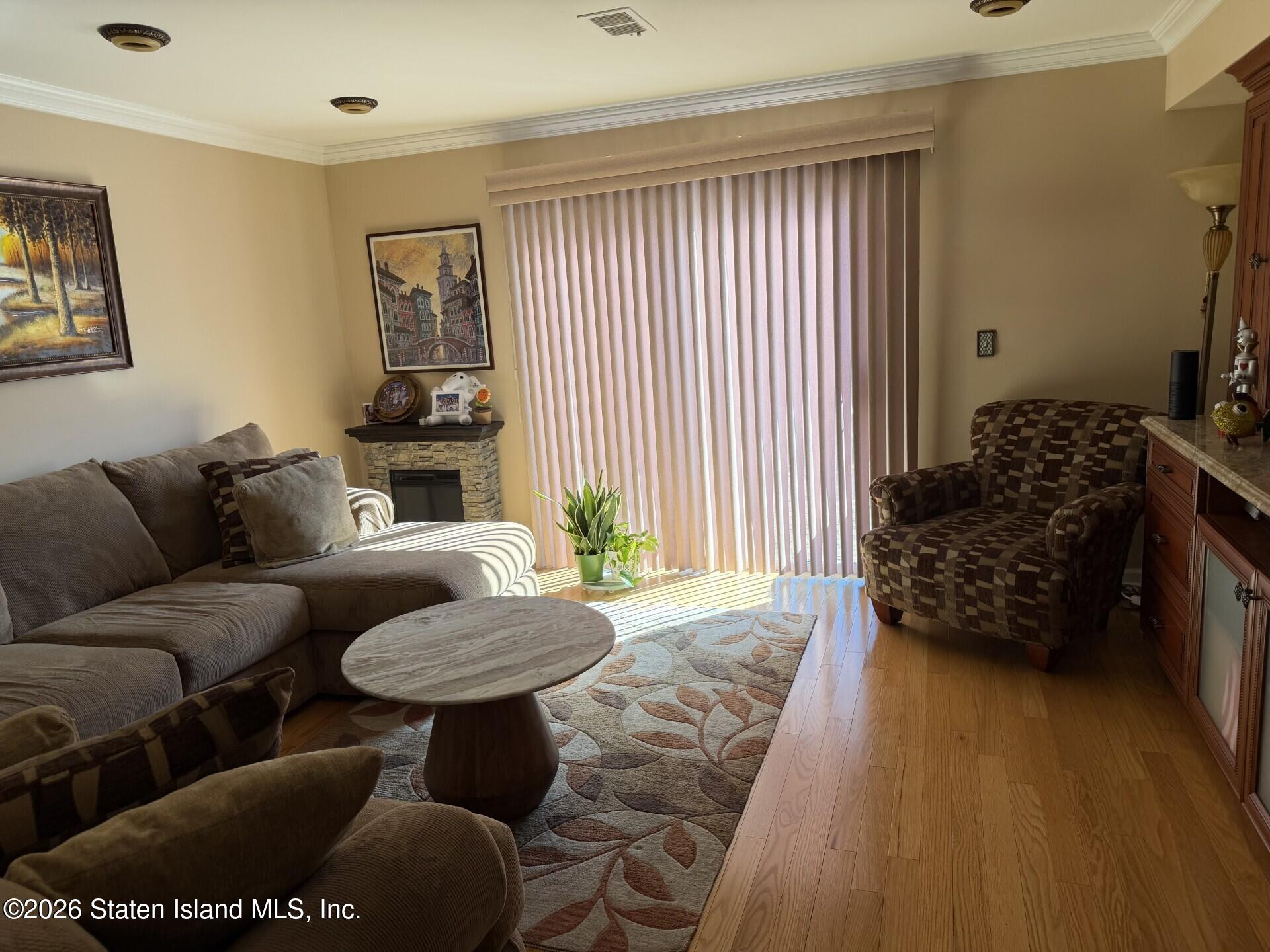 22 Carlyle Green, Staten Island, NY, 10312 image 8