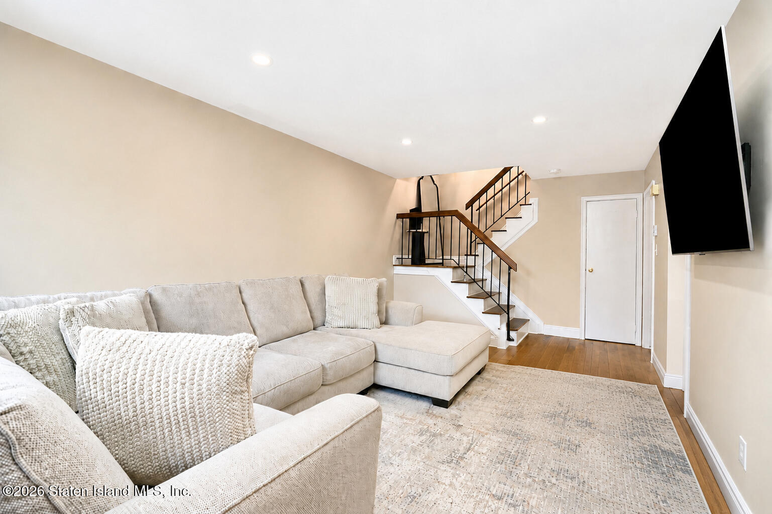 266 Corona Avenue Image 5