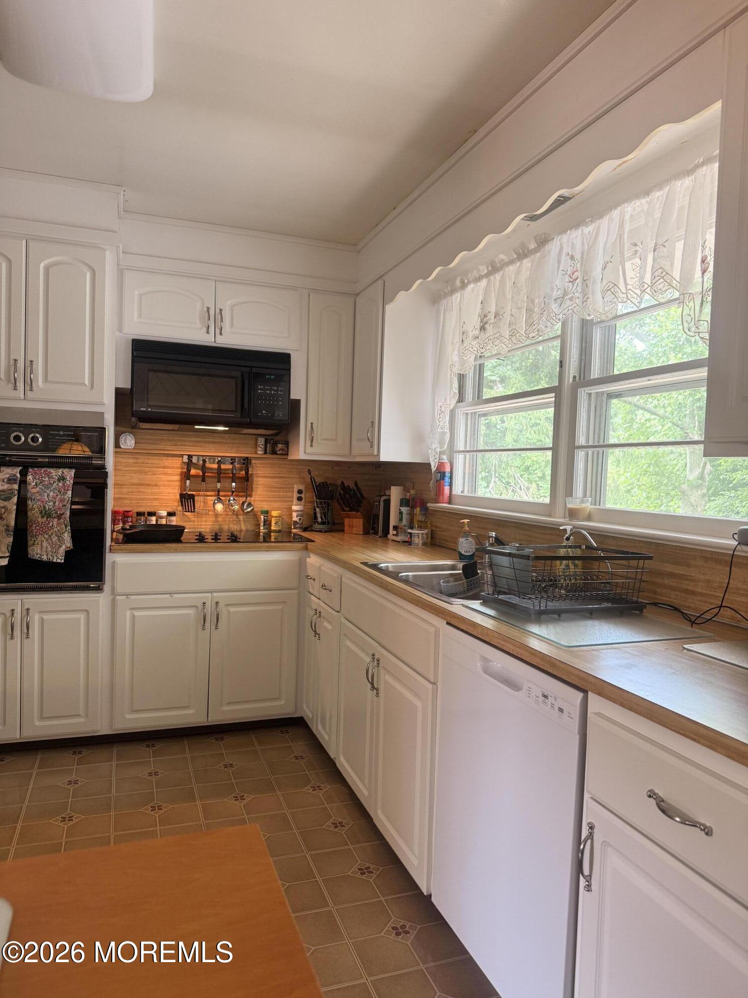 59 Maple Avenue, Little Silver, NJ, 07739 image 8