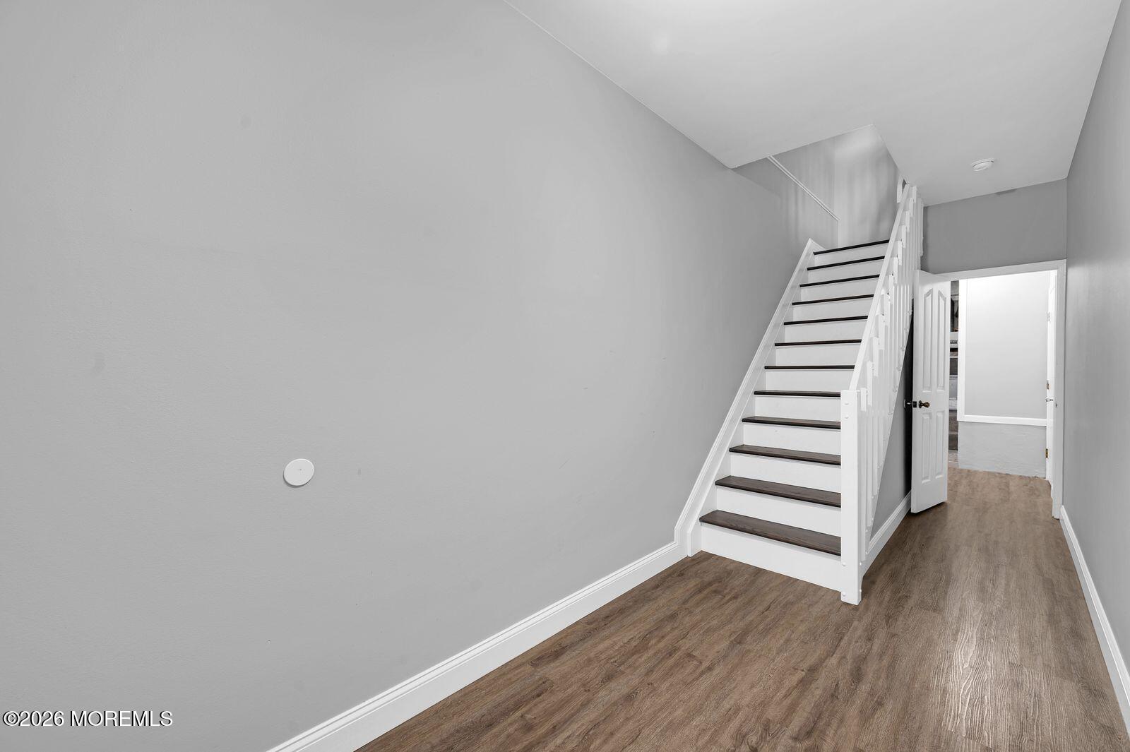 255 Shore Drive 5 Image 3