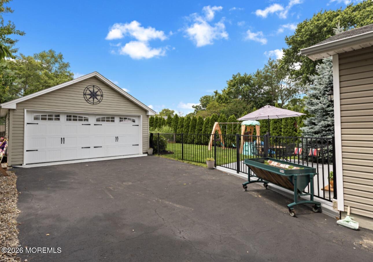 1735 I Street Image 5