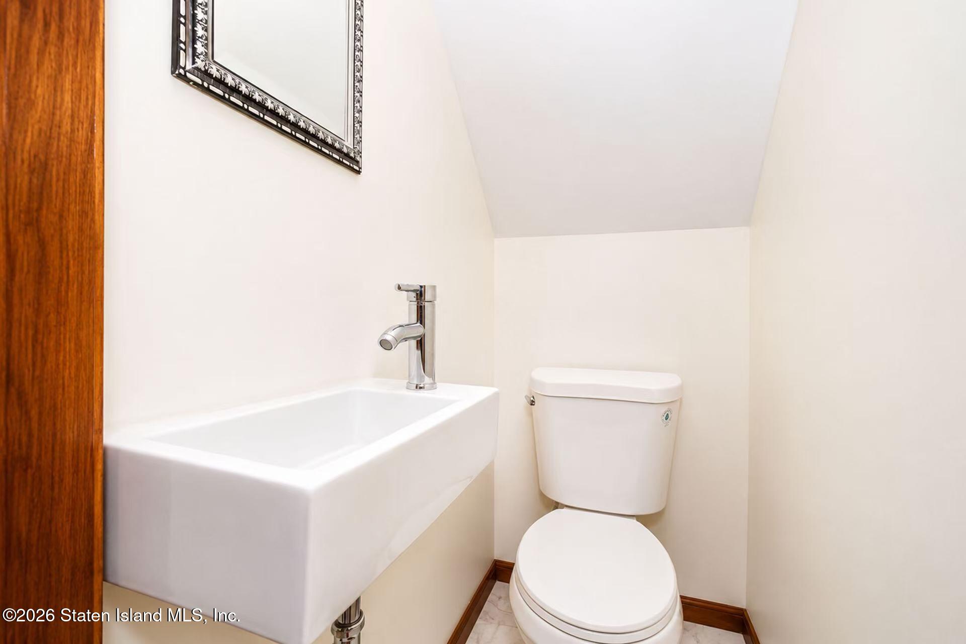 2027 E 35th Street, Brooklyn, NY, 11234 image 23