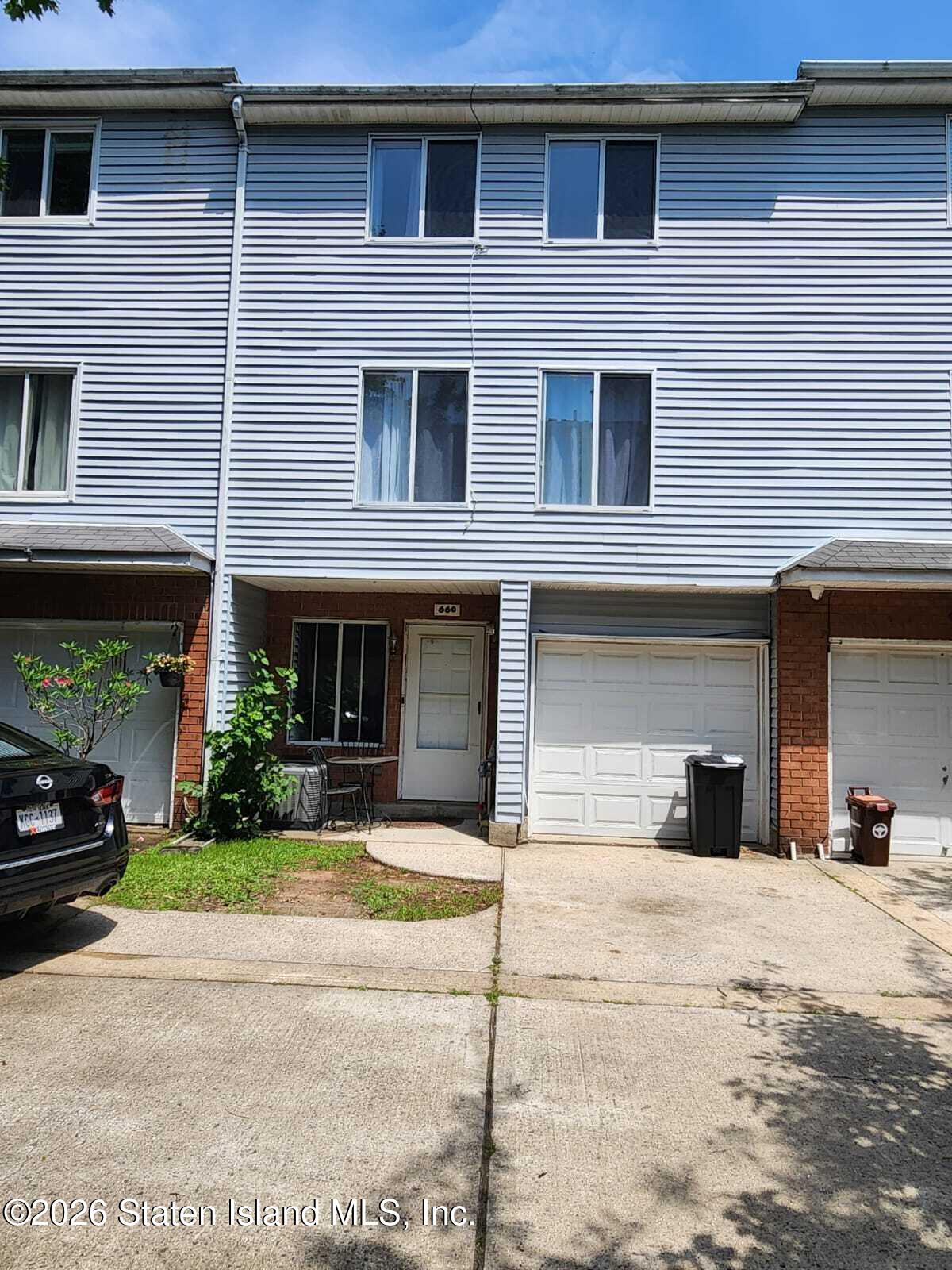660 Ilyssa Way Image 1