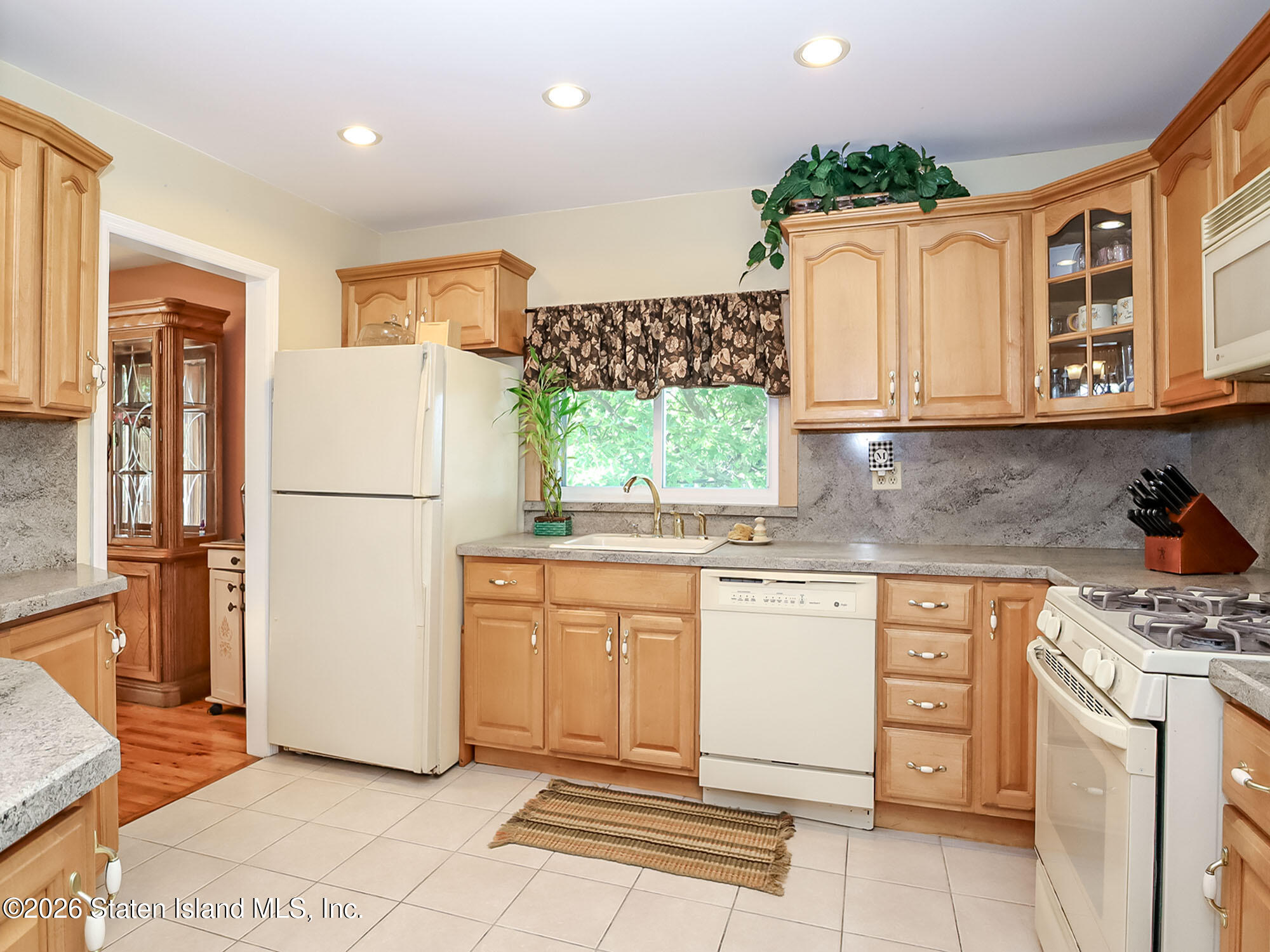 611 Ingram Avenue, Staten Island, NY, 10314 image 13