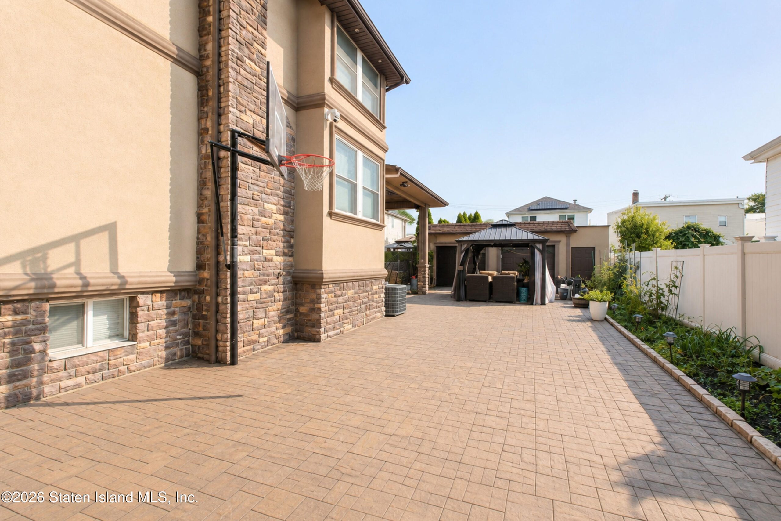 47 Liberty Avenue Image 4