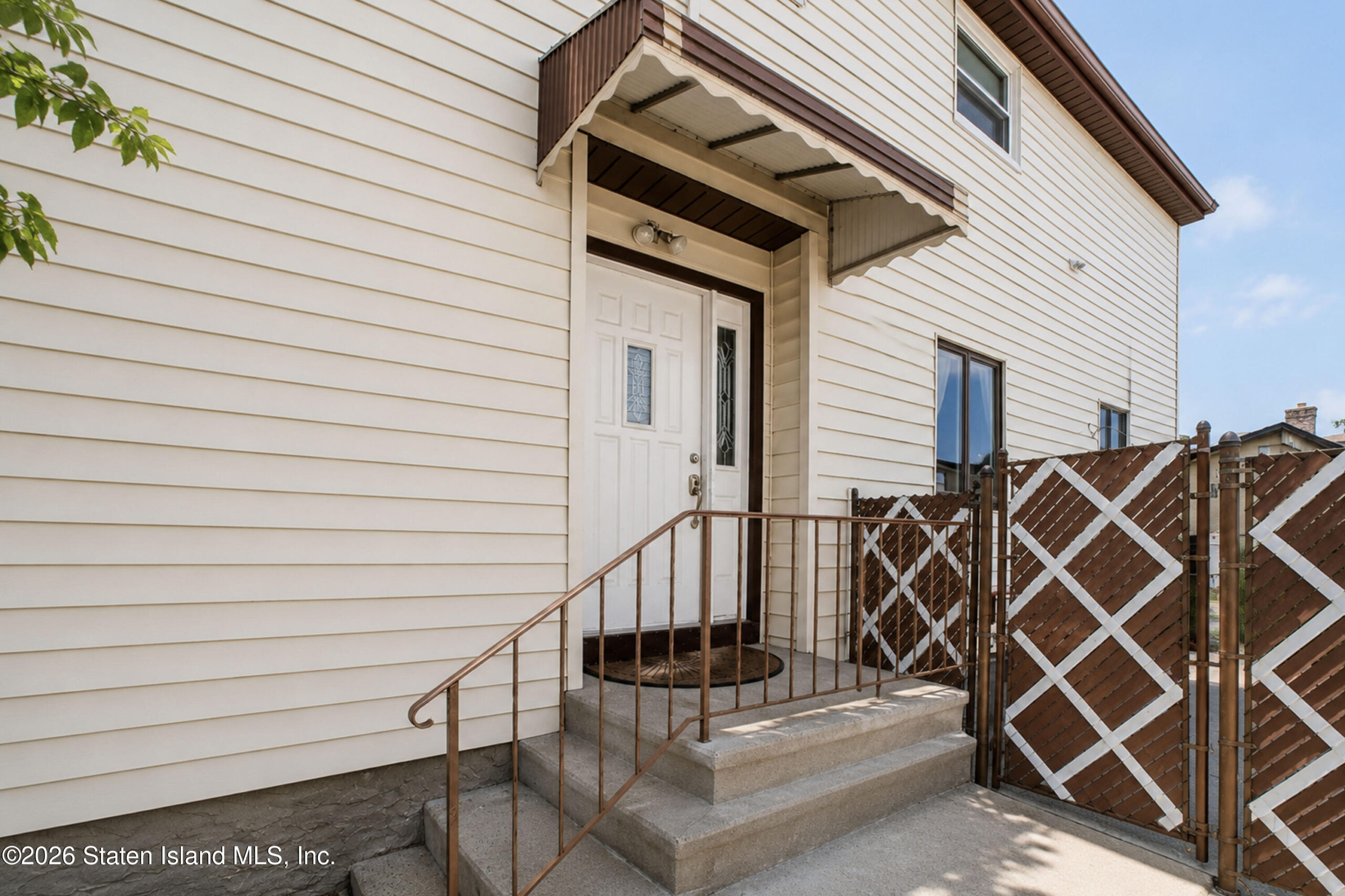 308 Travis Avenue Image 4