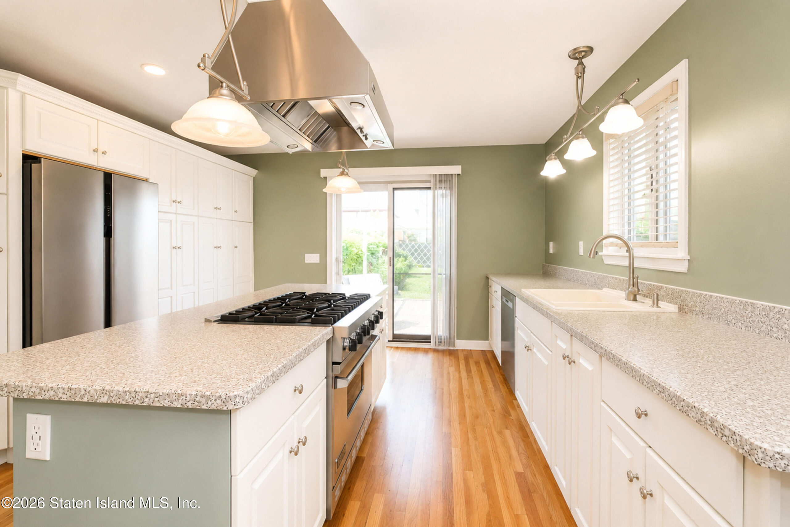 308 Travis Avenue, Staten Island, NY, 10314 image 13