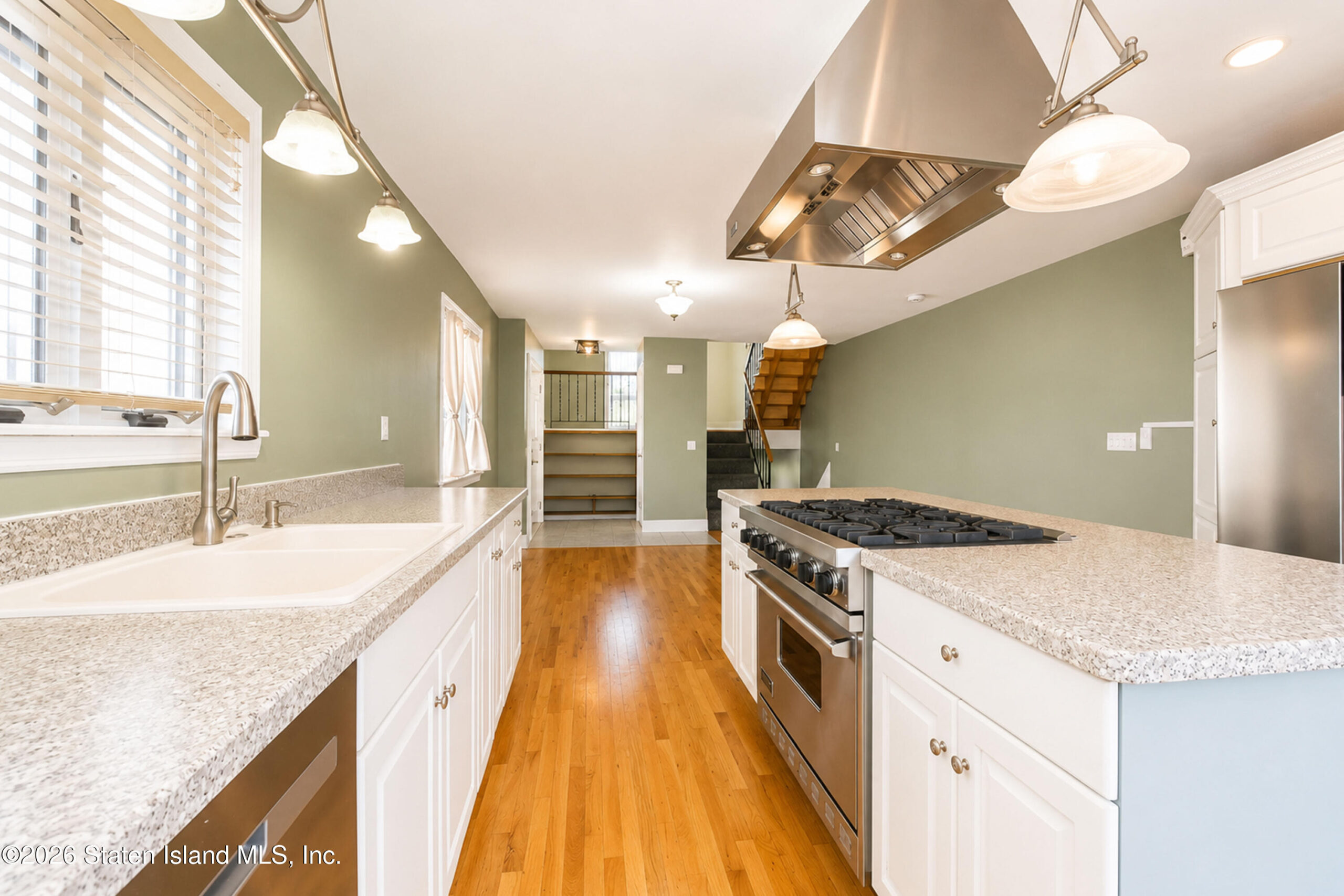308 Travis Avenue, Staten Island, NY, 10314 image 14