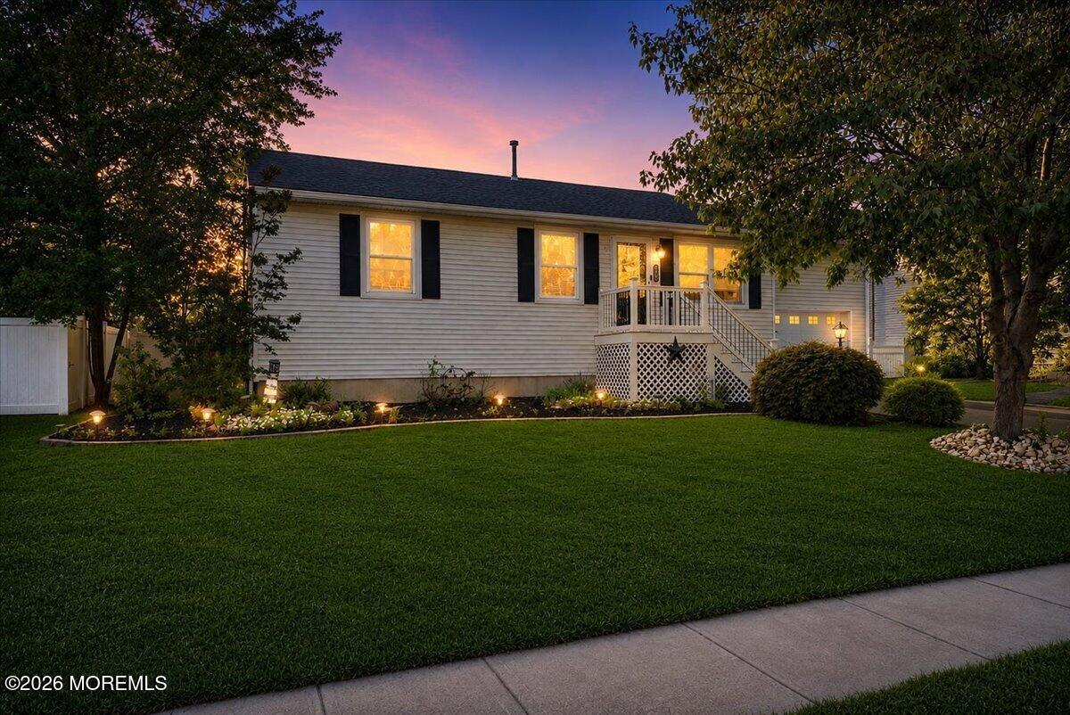 636 Monmouth Avenue Image 3