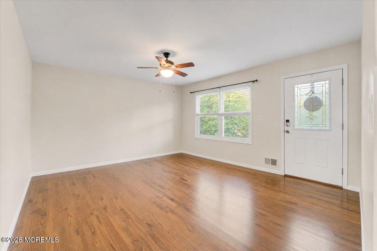 636 Monmouth Avenue Image 2