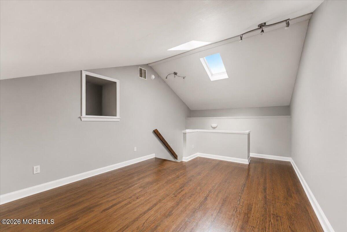 636 Monmouth Avenue, Port Monmouth, NJ, 07758 image 9