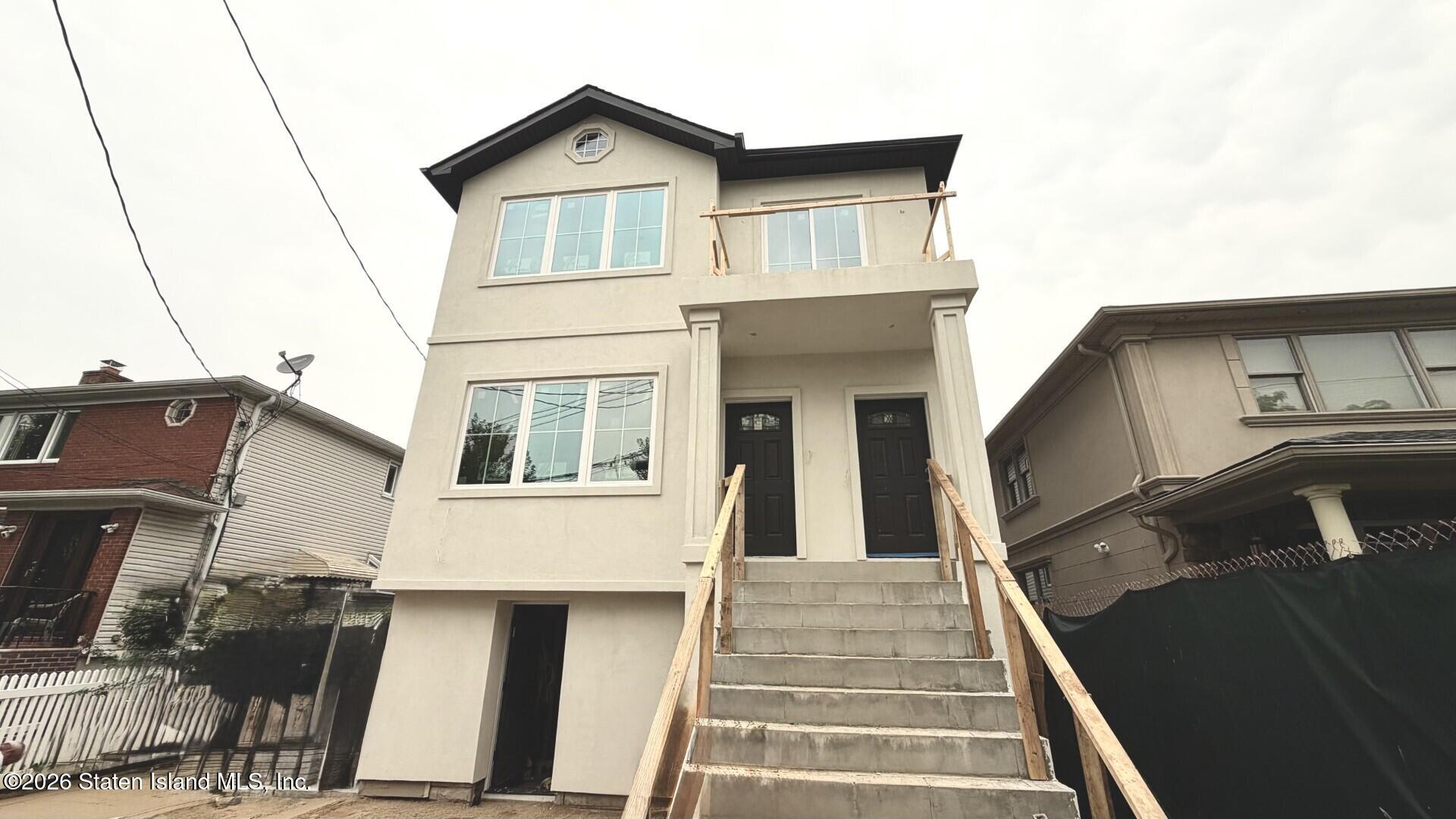 17 Ruth Place, Staten Island, NY, 10305