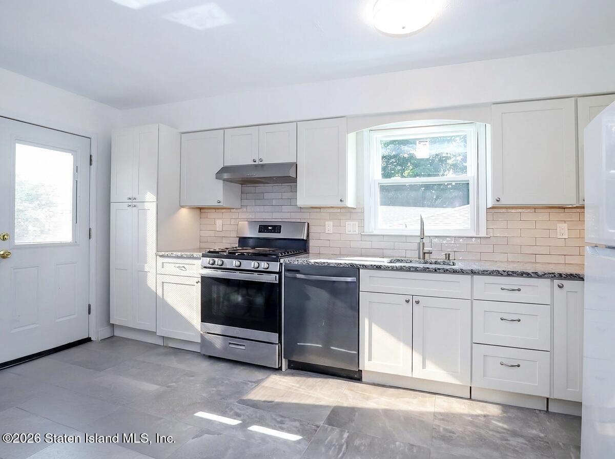 3706 Amboy Road, Staten Island, NY, 10308 image 10