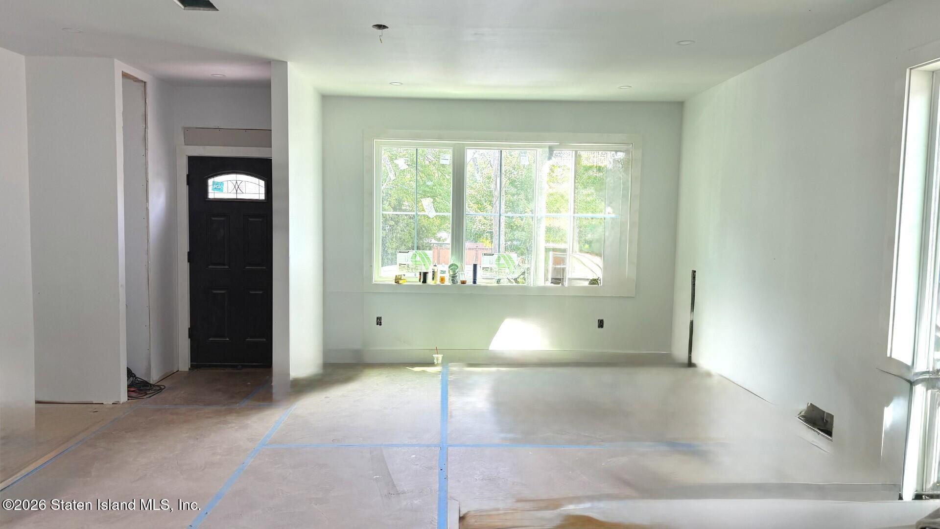 17 Ruth Place, Staten Island, NY, 10305 image 19
