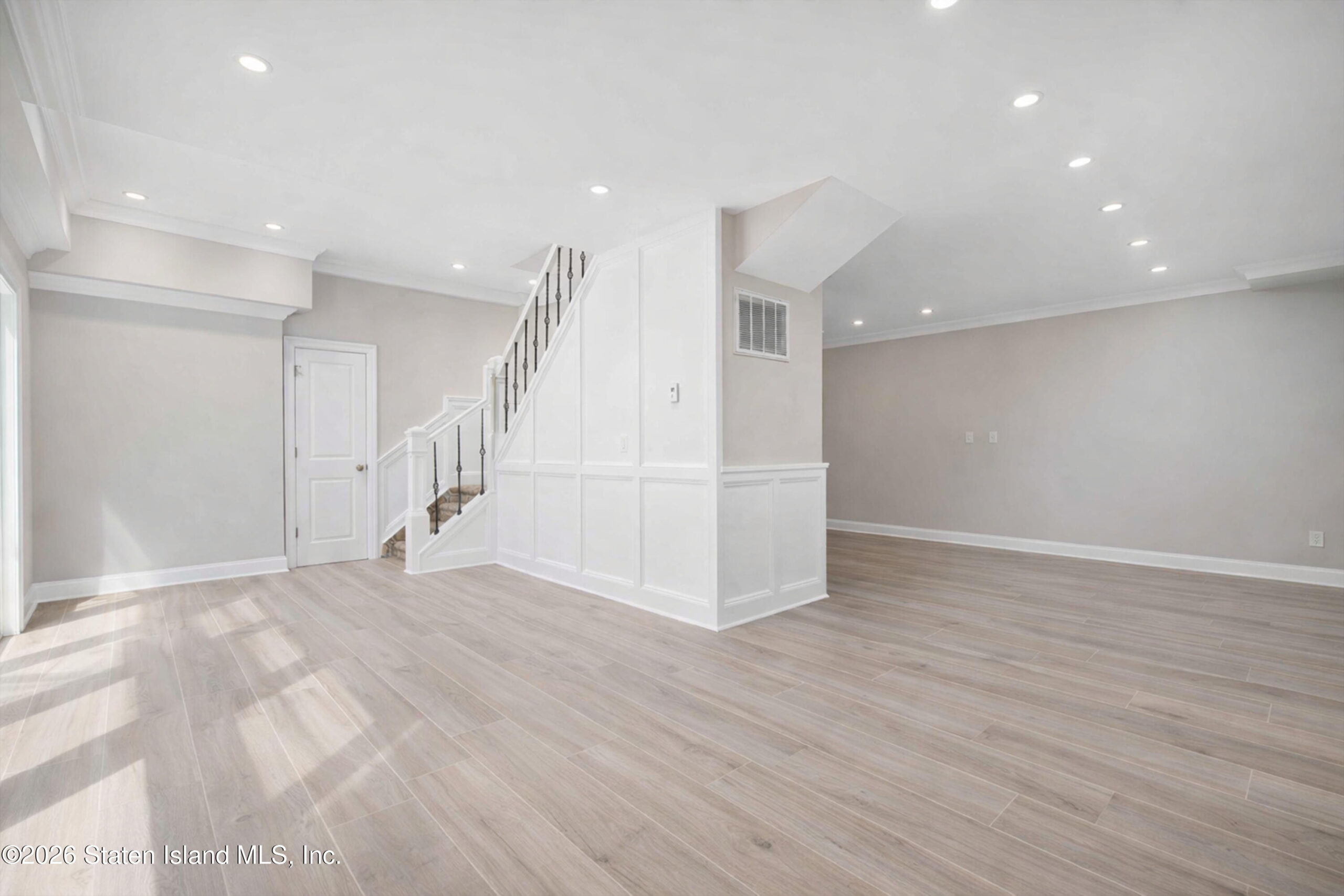 210 Longview Road, Staten Island, NY, 10301 image 58