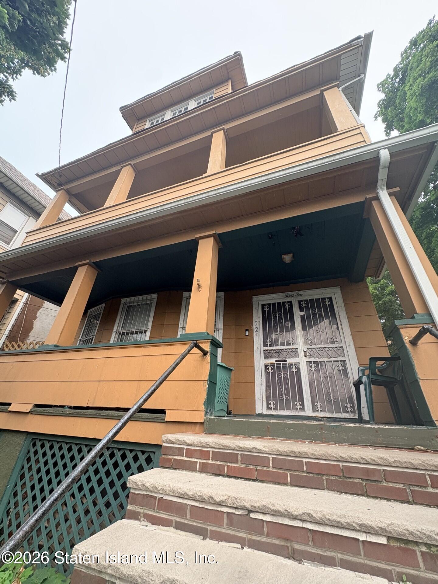 52 Crescent Avenue, Staten Island, NY, 10301