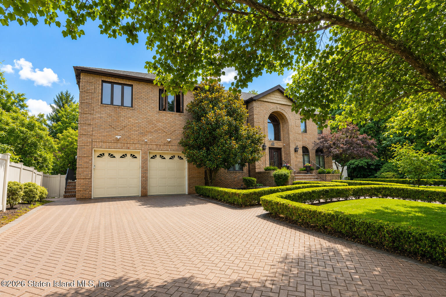 361 Arbutus Avenue Image 3