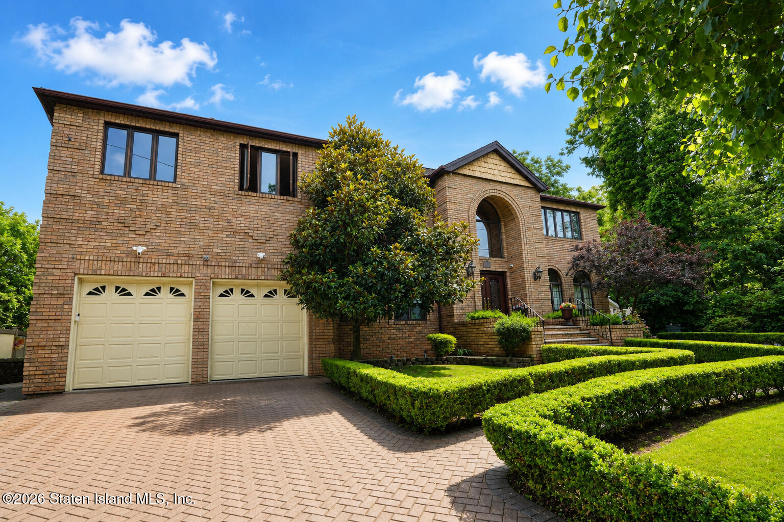 361 Arbutus Avenue Image 5