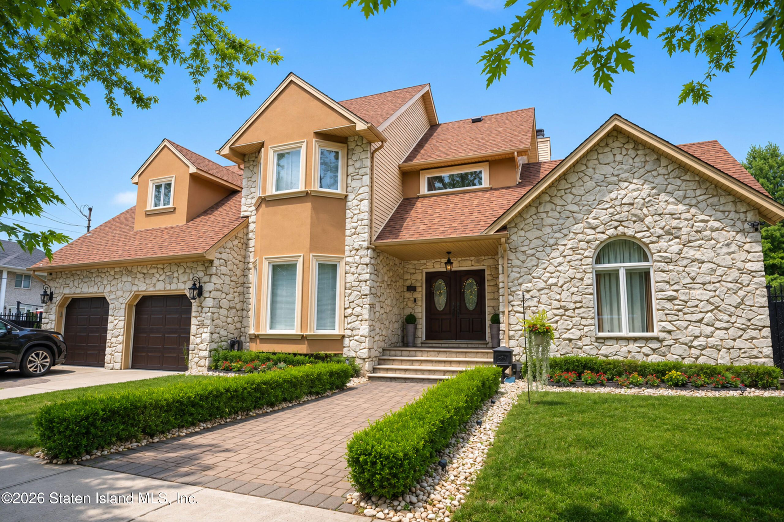 184 Bedell Avenue Image 3