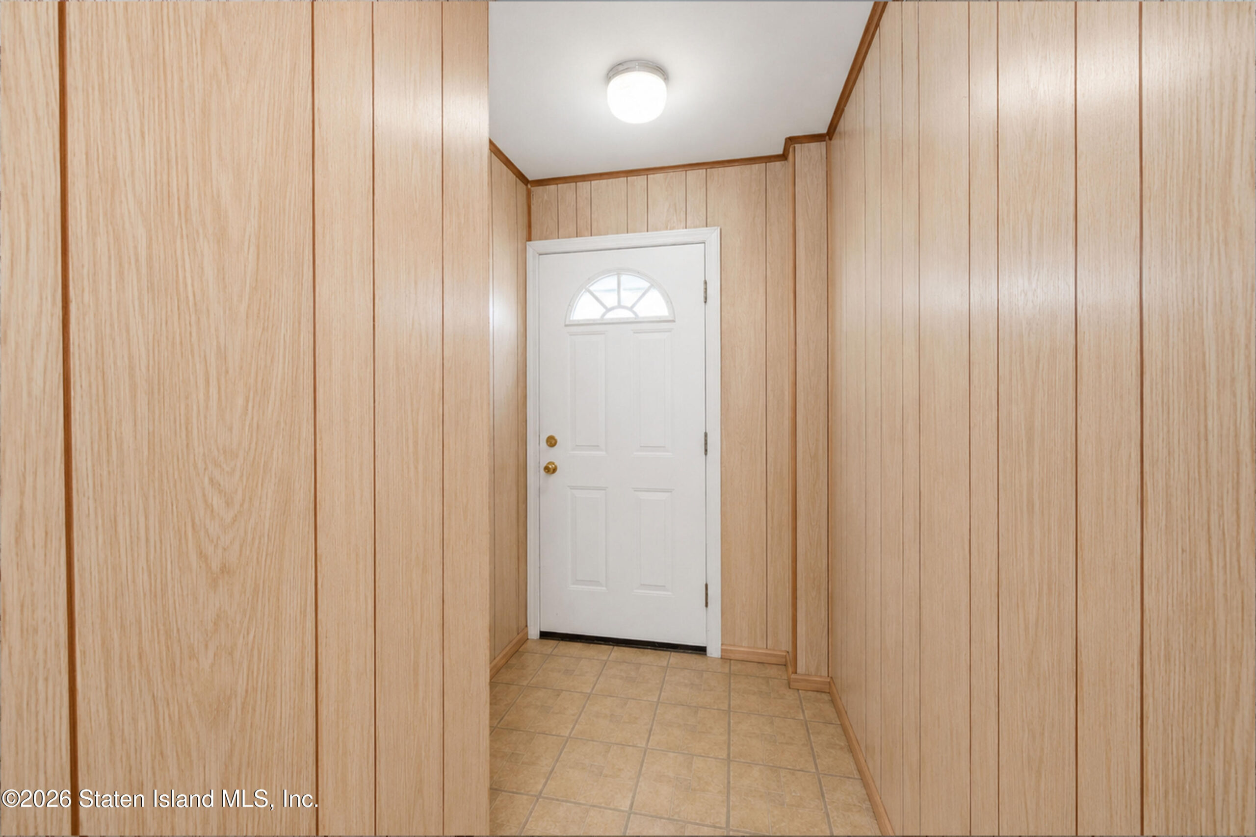 90 Comstock Avenue Image 2