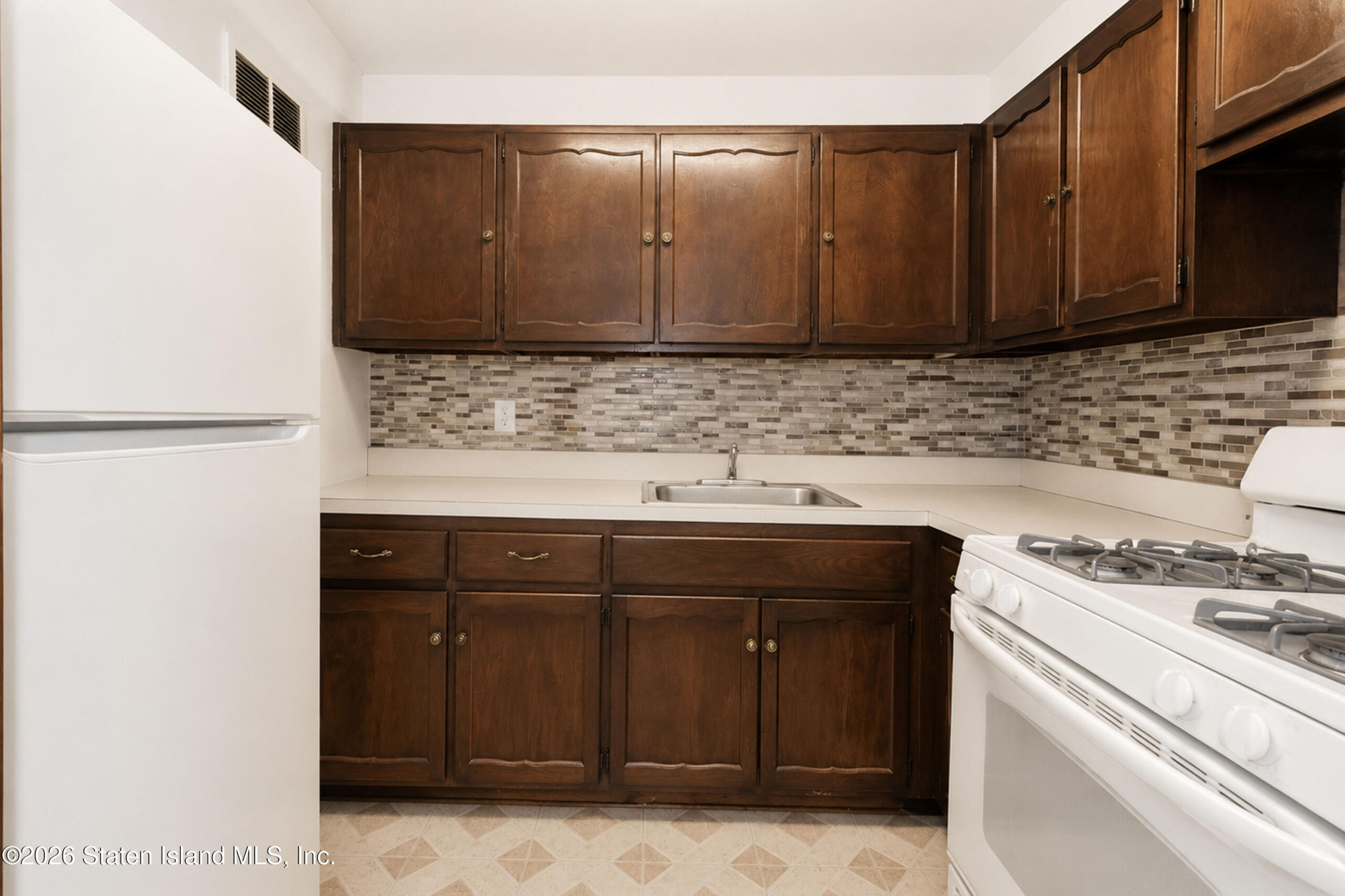 90 Comstock Avenue, Staten Island, NY, 10314 image 15