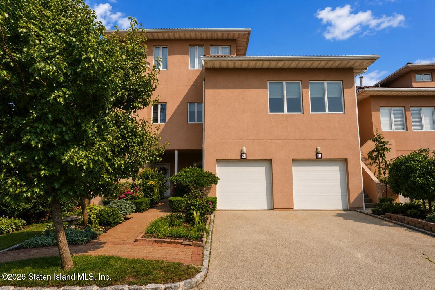 56 Harbour Court Image 1