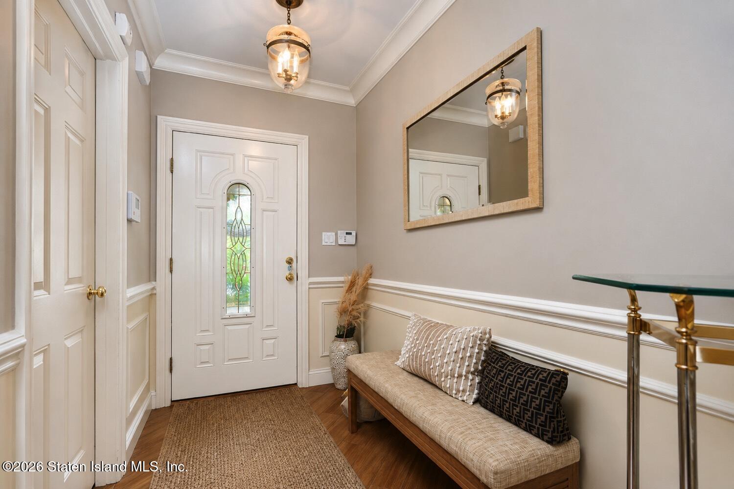 56 Harbour Court Image 3