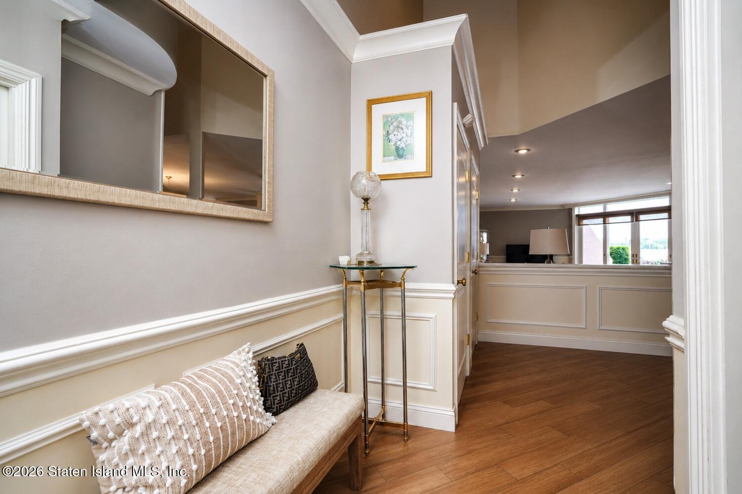 56 Harbour Court Image 4