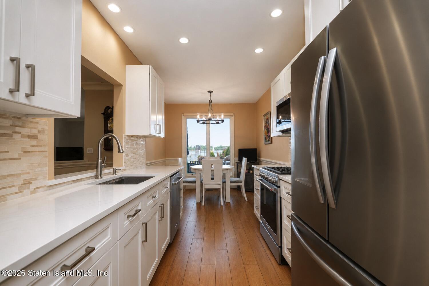 56 Harbour Court, Staten Island, NY, 10308 image 17