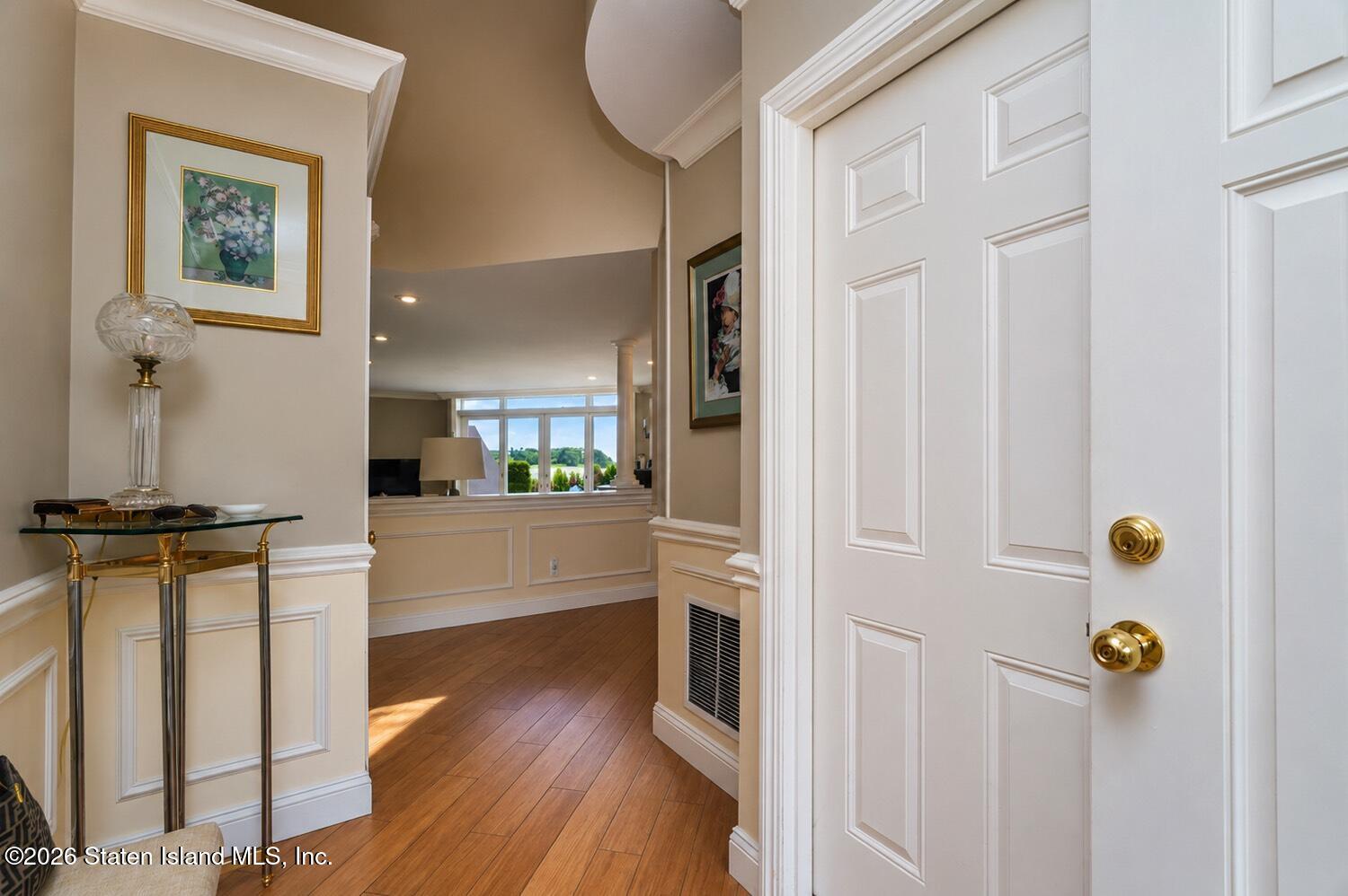56 Harbour Court Image 5