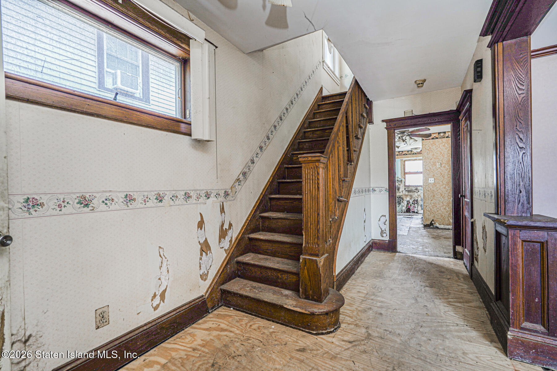 195 Catherine Street, Staten Island, NY, 10302 image 6