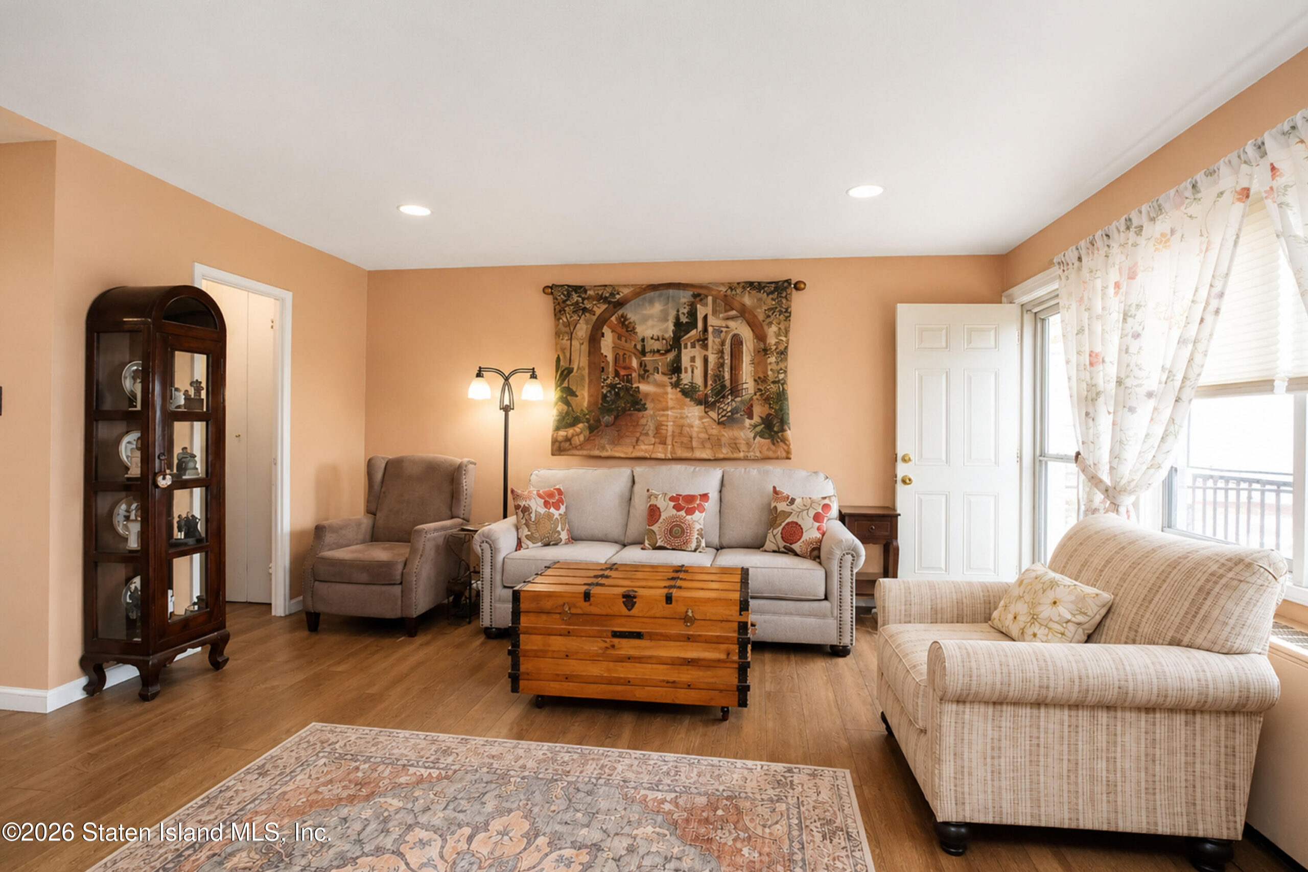 1000 Clove Road 8-f Image 5