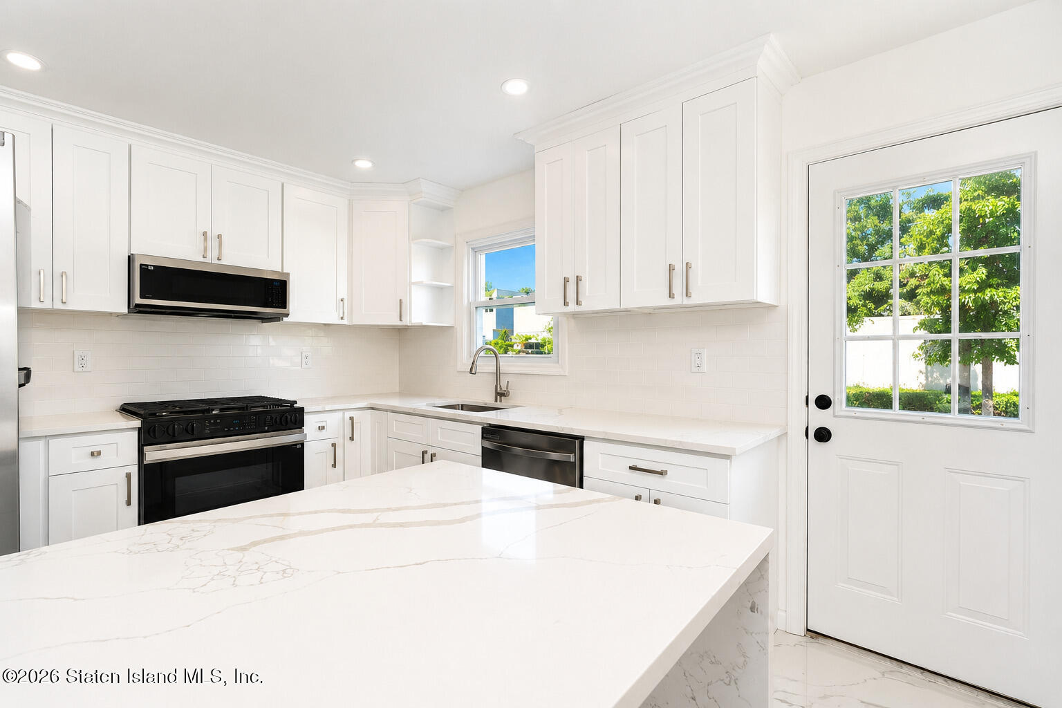 216 Woodrow Road, Staten Island, NY, 10312 image 9