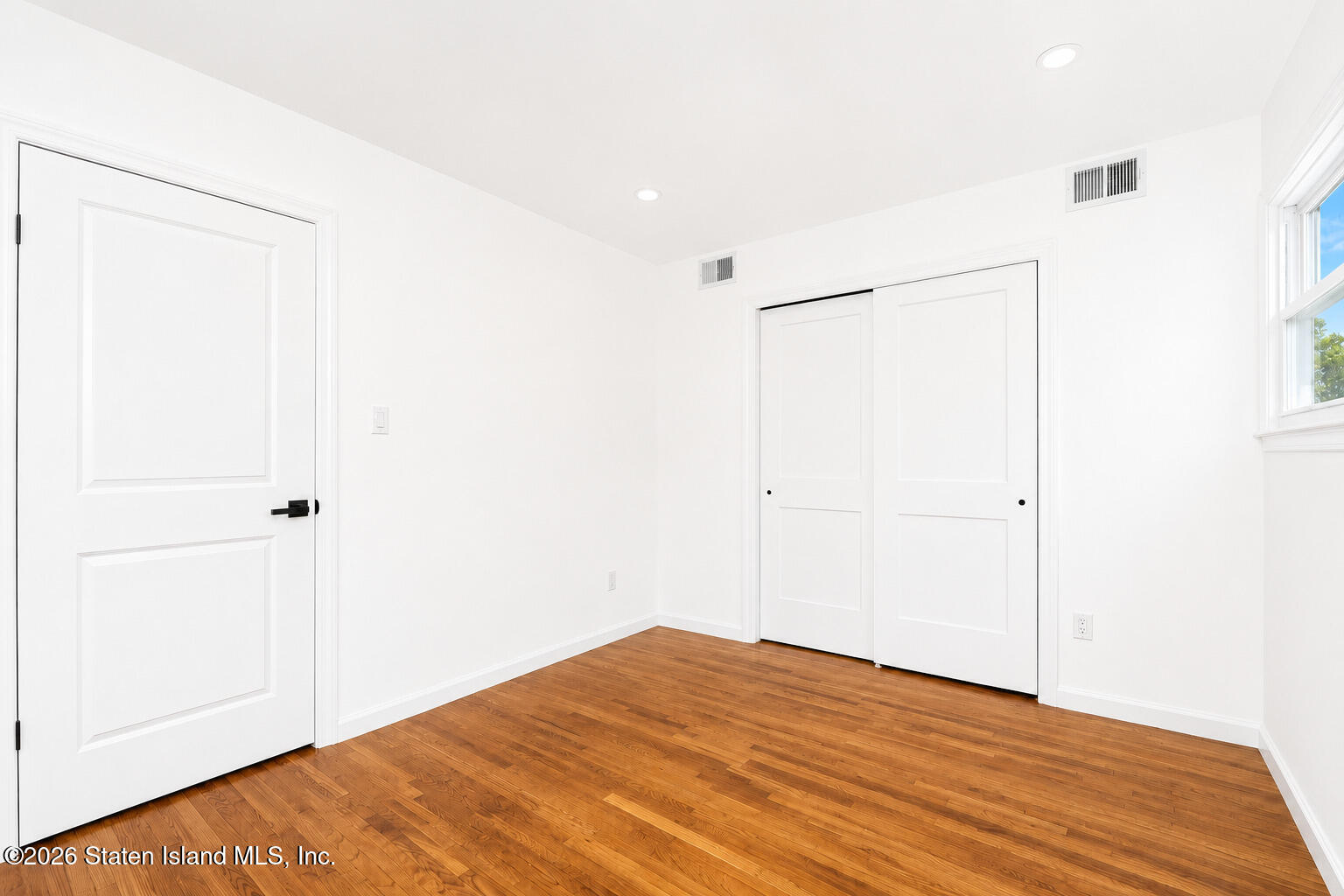 216 Woodrow Road, Staten Island, NY, 10312 image 16