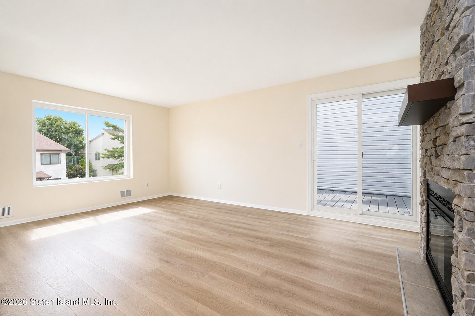 89 Wolkoff Lane, Staten Island, NY, 10303 image 25